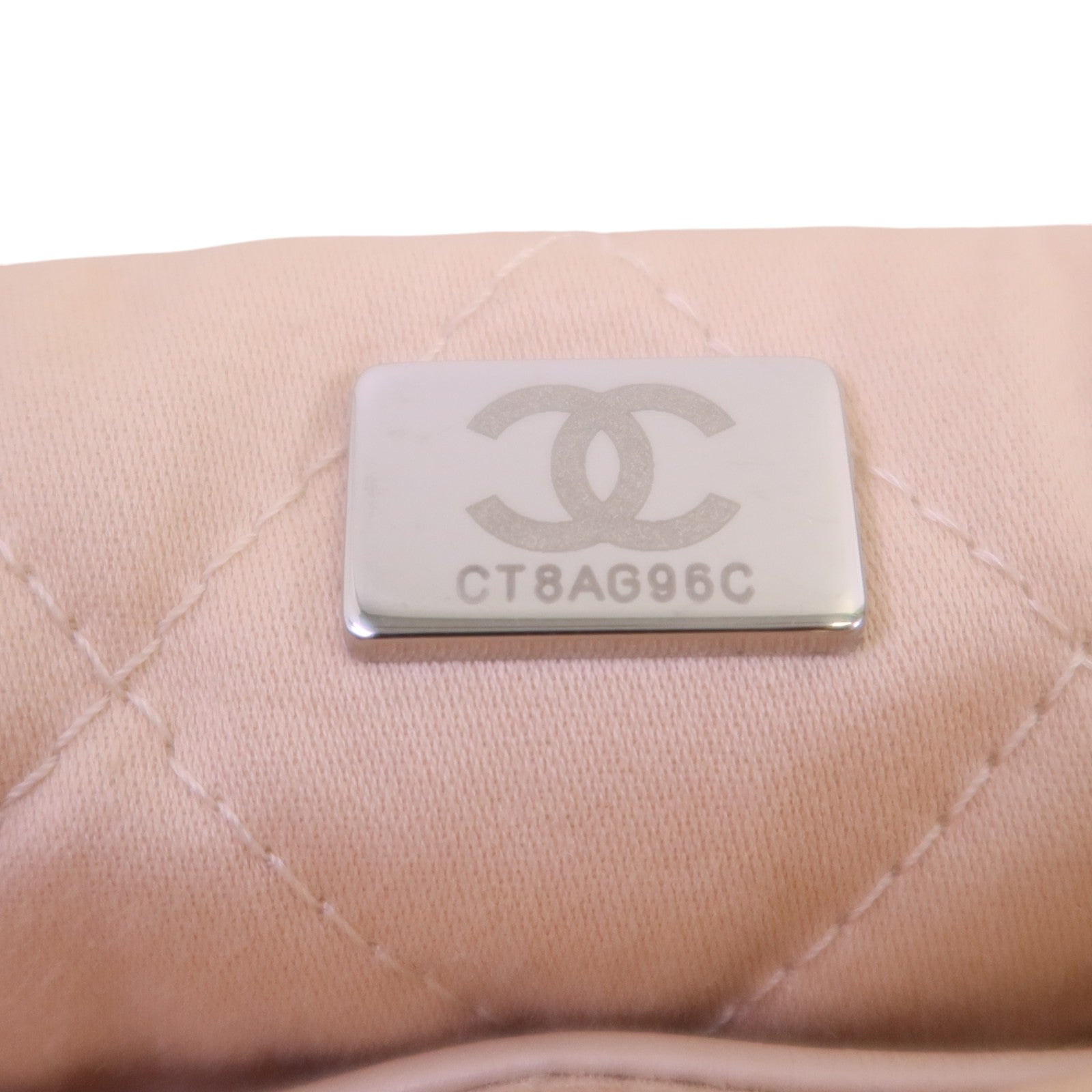 CHANEL 牛皮皮革Chanel 22 Small銀扣鏈帶肩背袋