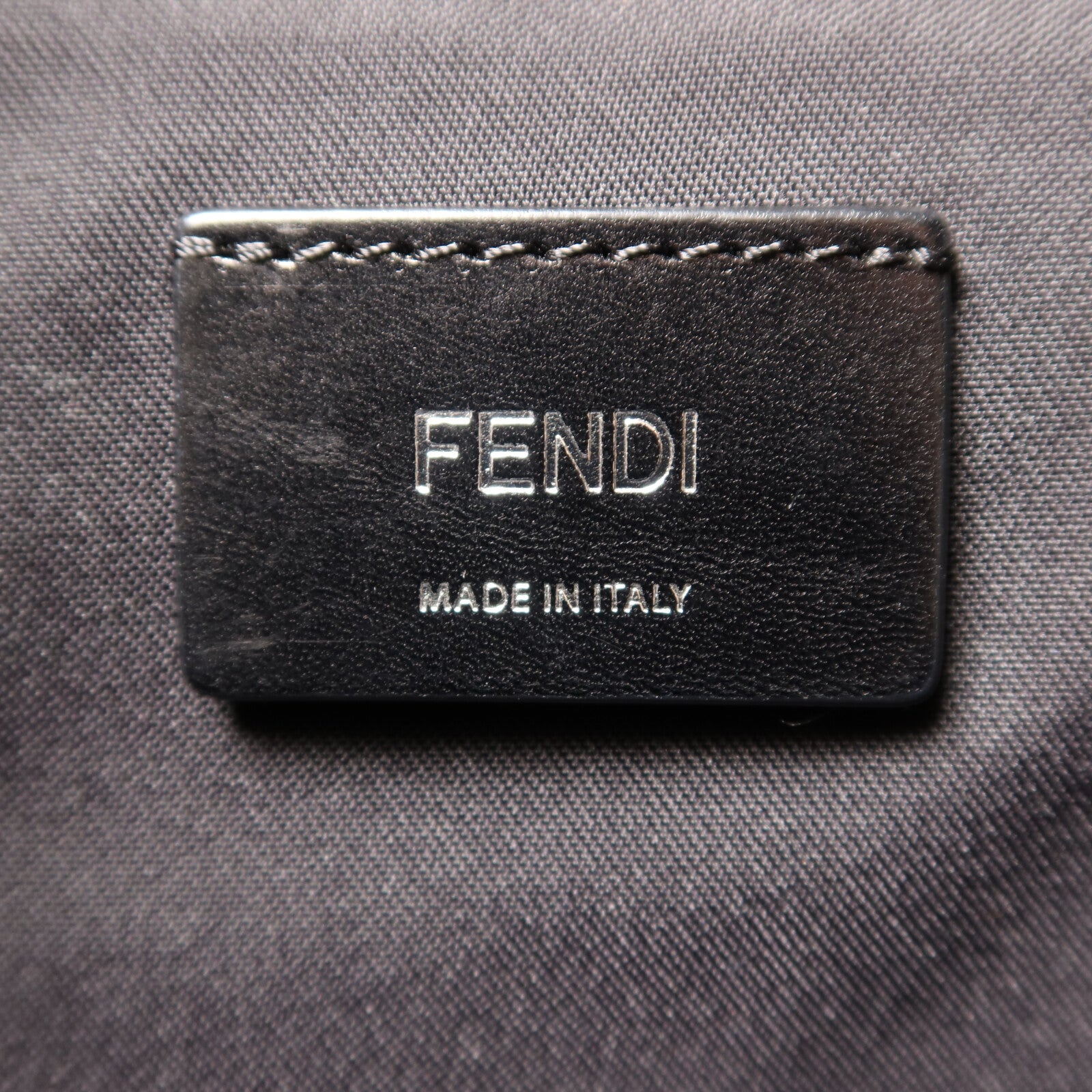 FENDI 牛皮皮革/蛇皮皮革Monster Backpack銀扣背包