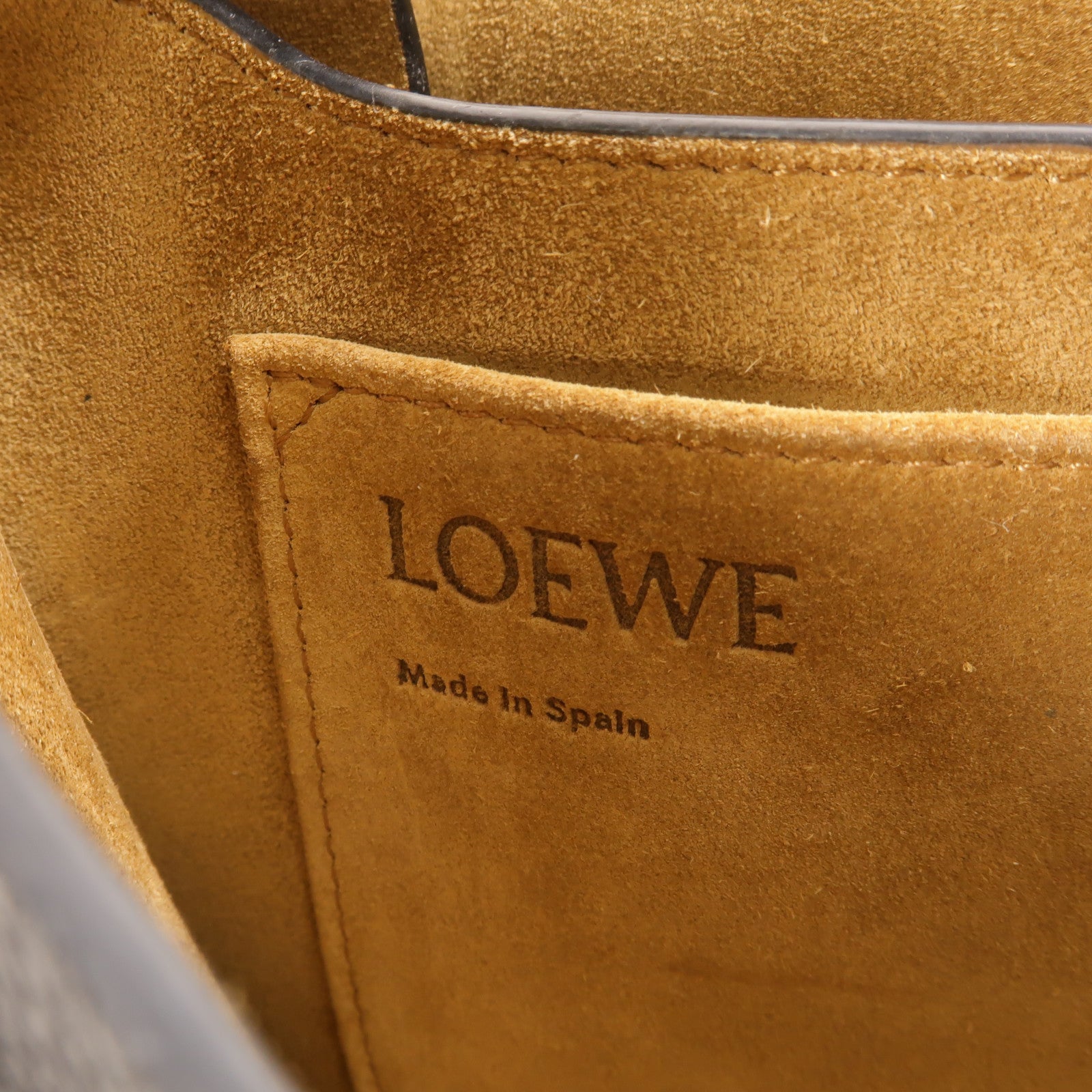 LOEWE 牛皮皮革Gate Small肩背袋