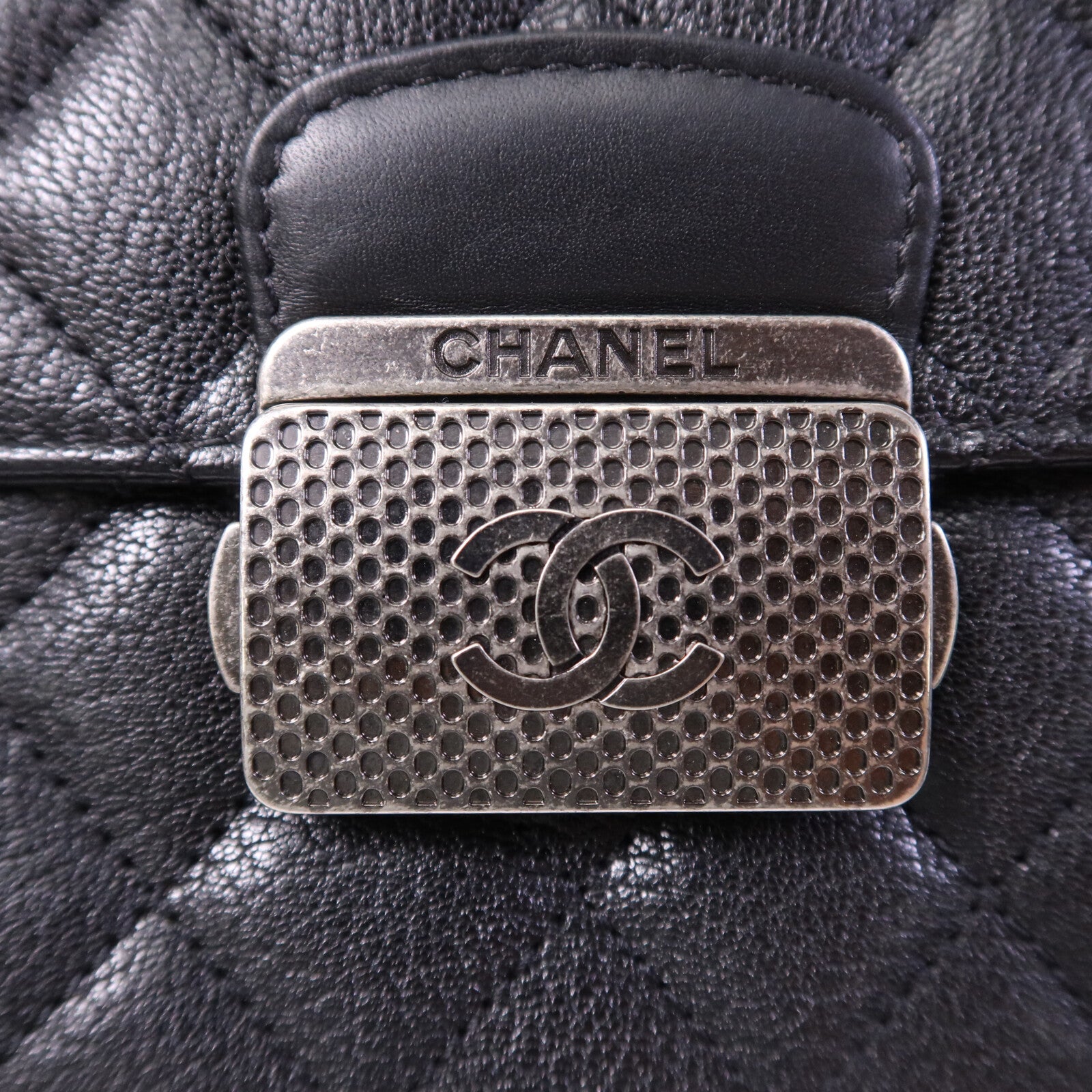 CHANEL 山羊皮皮革CC University Flap Bag鏈帶手挽肩背兩用袋