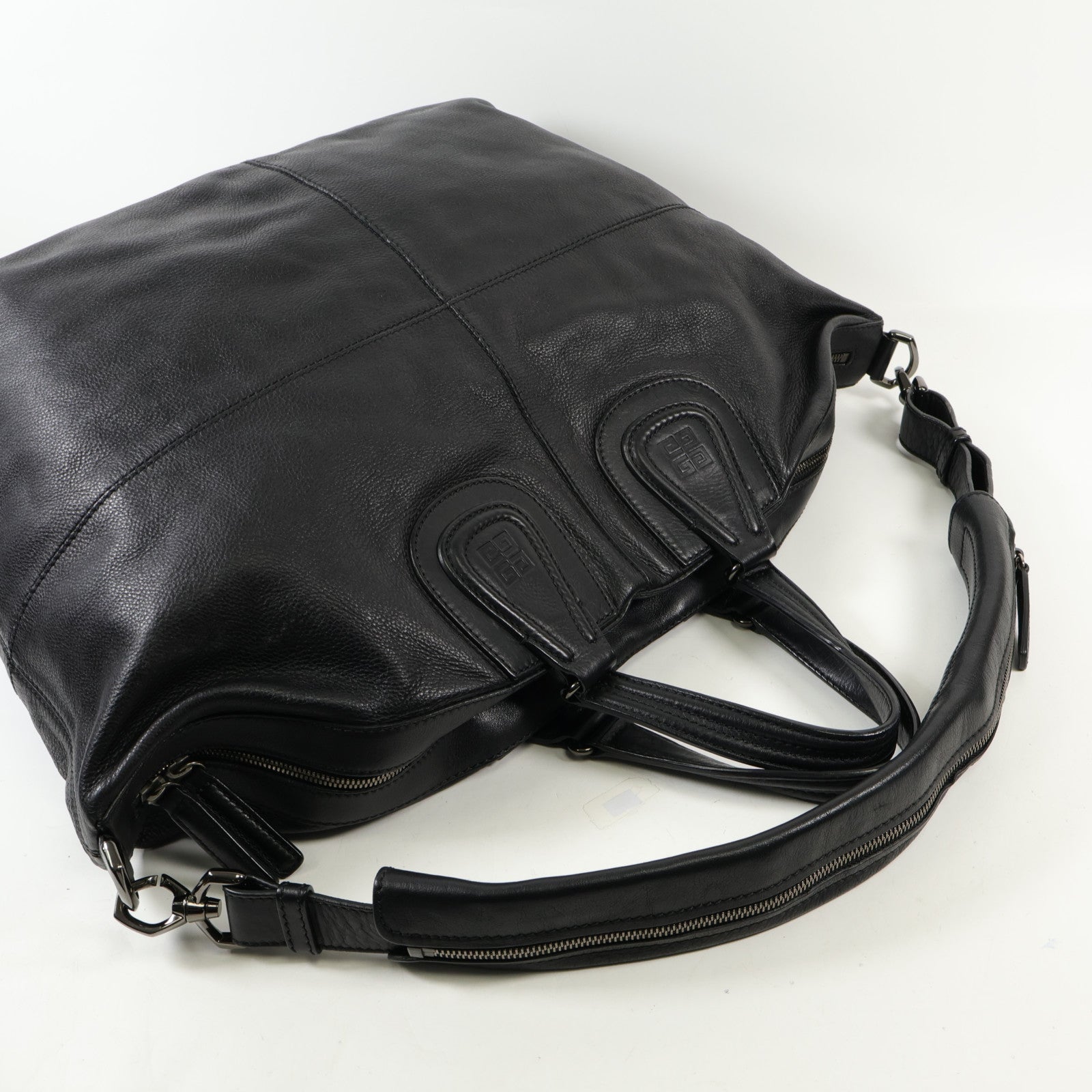 GIVENCHY 牛皮皮革2Way Shoulder Bag銀扣手挽肩背兩用袋