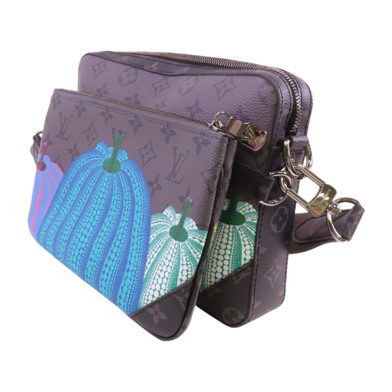 LOUIS VUITTON Monogram Eclipse YK x Trio Messenger銀扣肩背袋