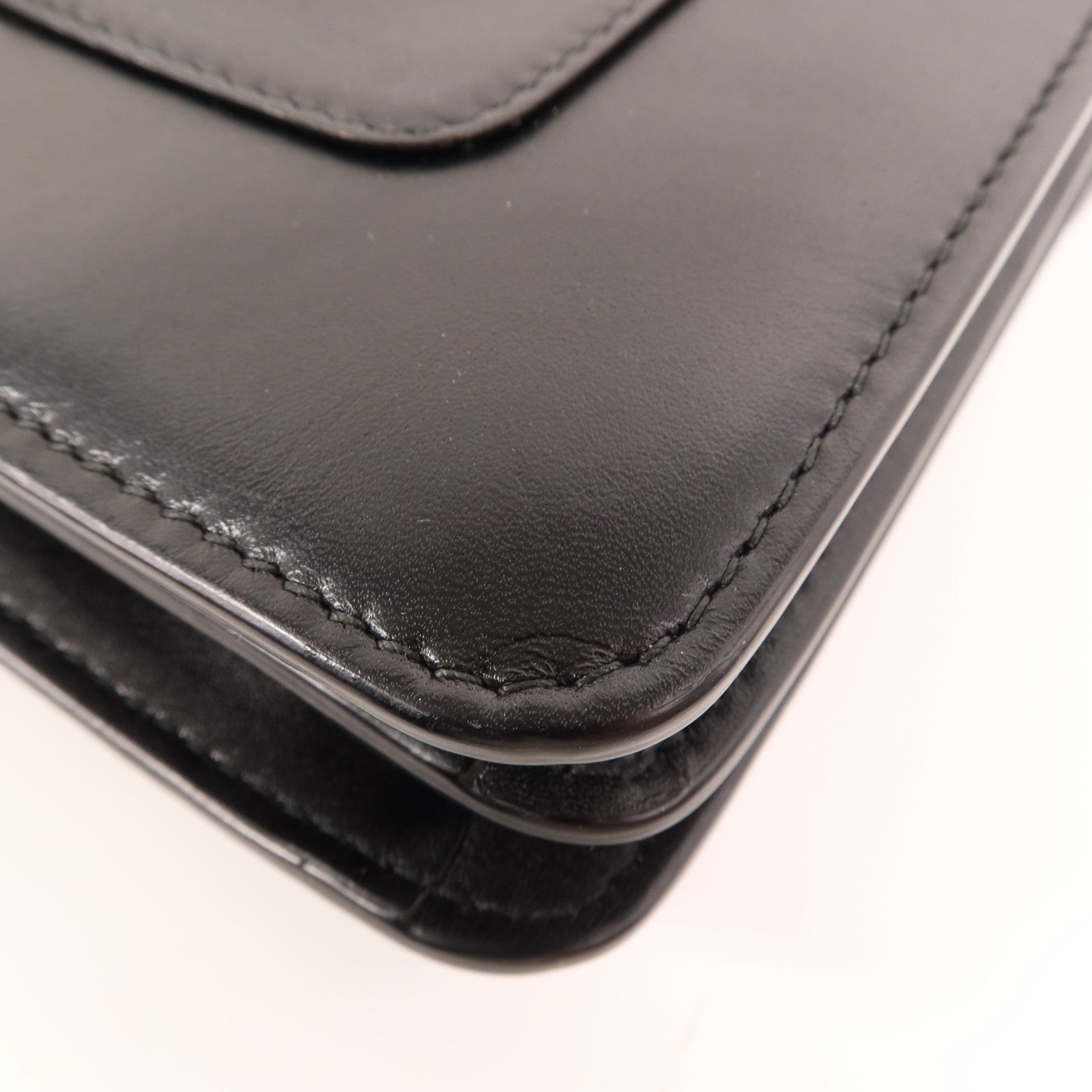 BVLGARI 牛皮皮革Serpenti Forever金扣鏈帶肩背袋