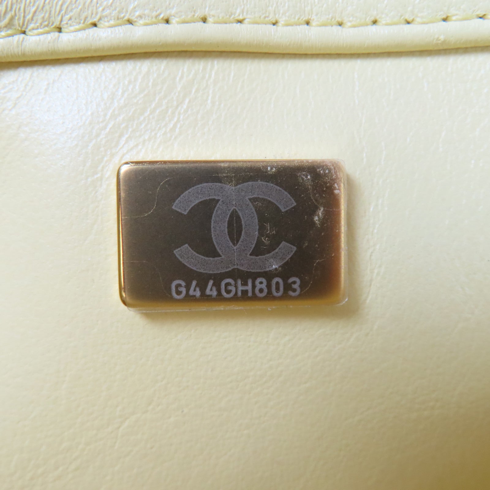 CHANEL 菱格羊皮皮革Chain Shoulder金扣肩背袋黃色