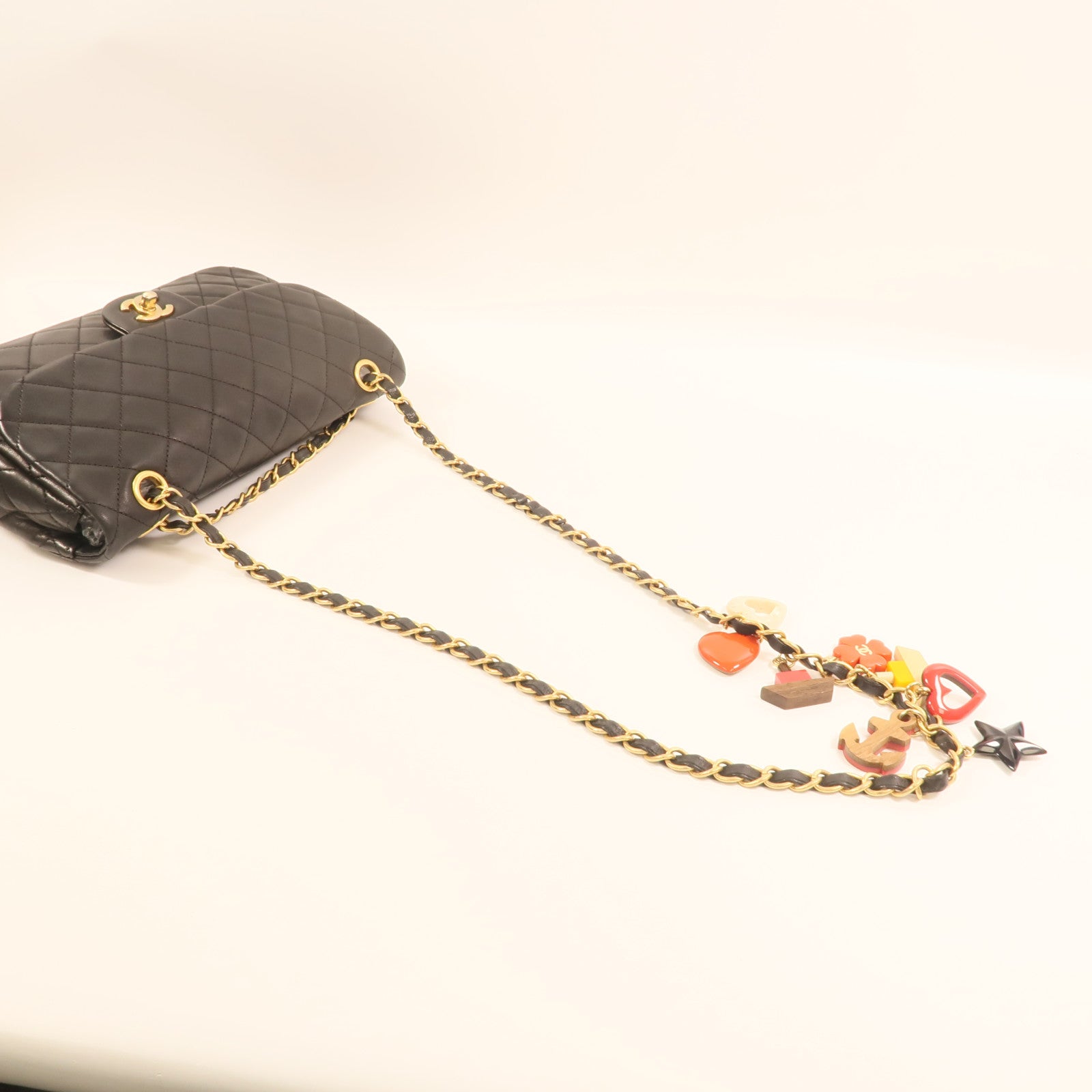 CHANEL 羊皮皮革Chain Shoulder金扣鏈帶肩背袋