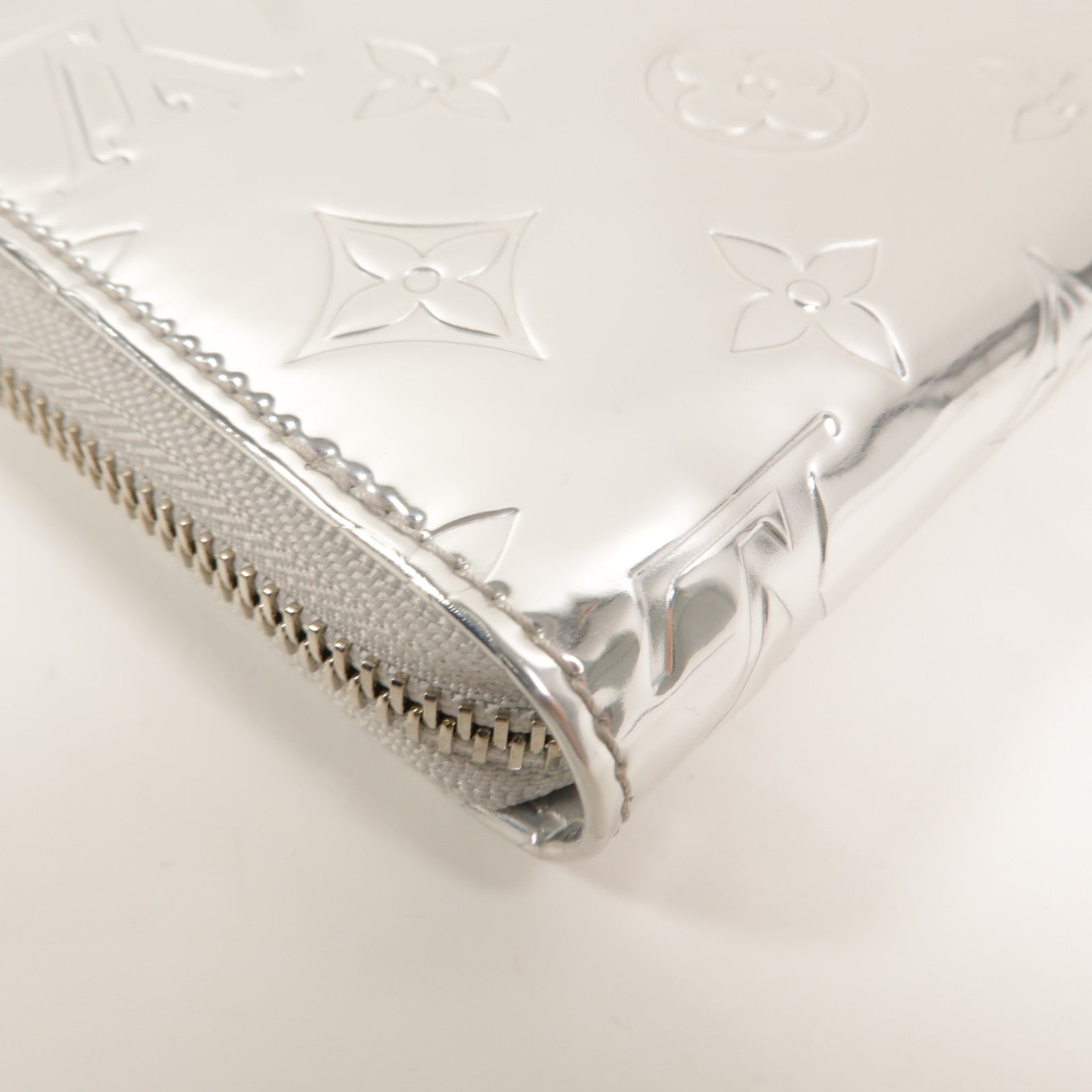 LOUIS VUITTON Monogram Miroir Ski Zippy Wallet長錢包