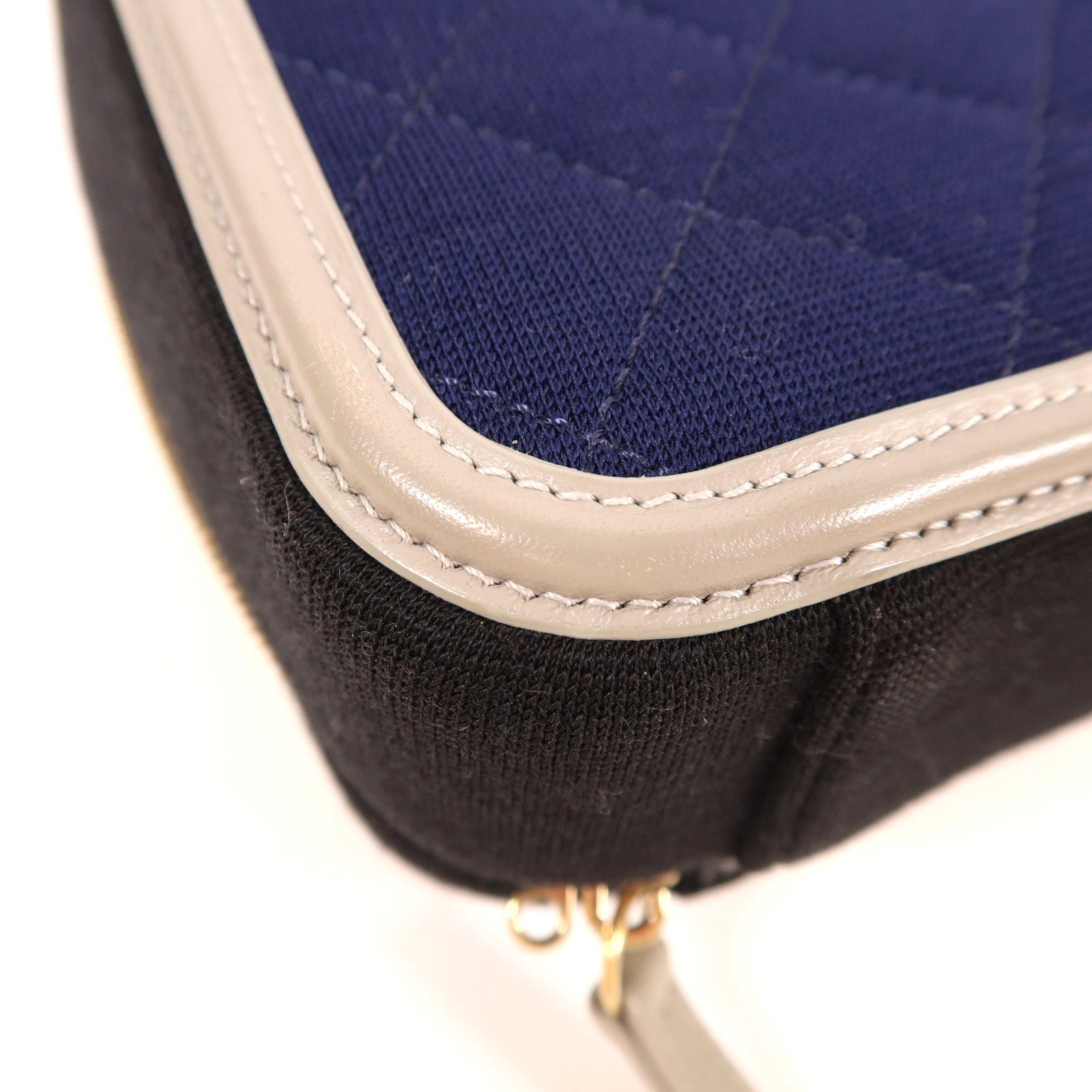 CHANEL 帆布Vanity Bag金扣手挽肩背兩用袋深藍色/黑色/灰色