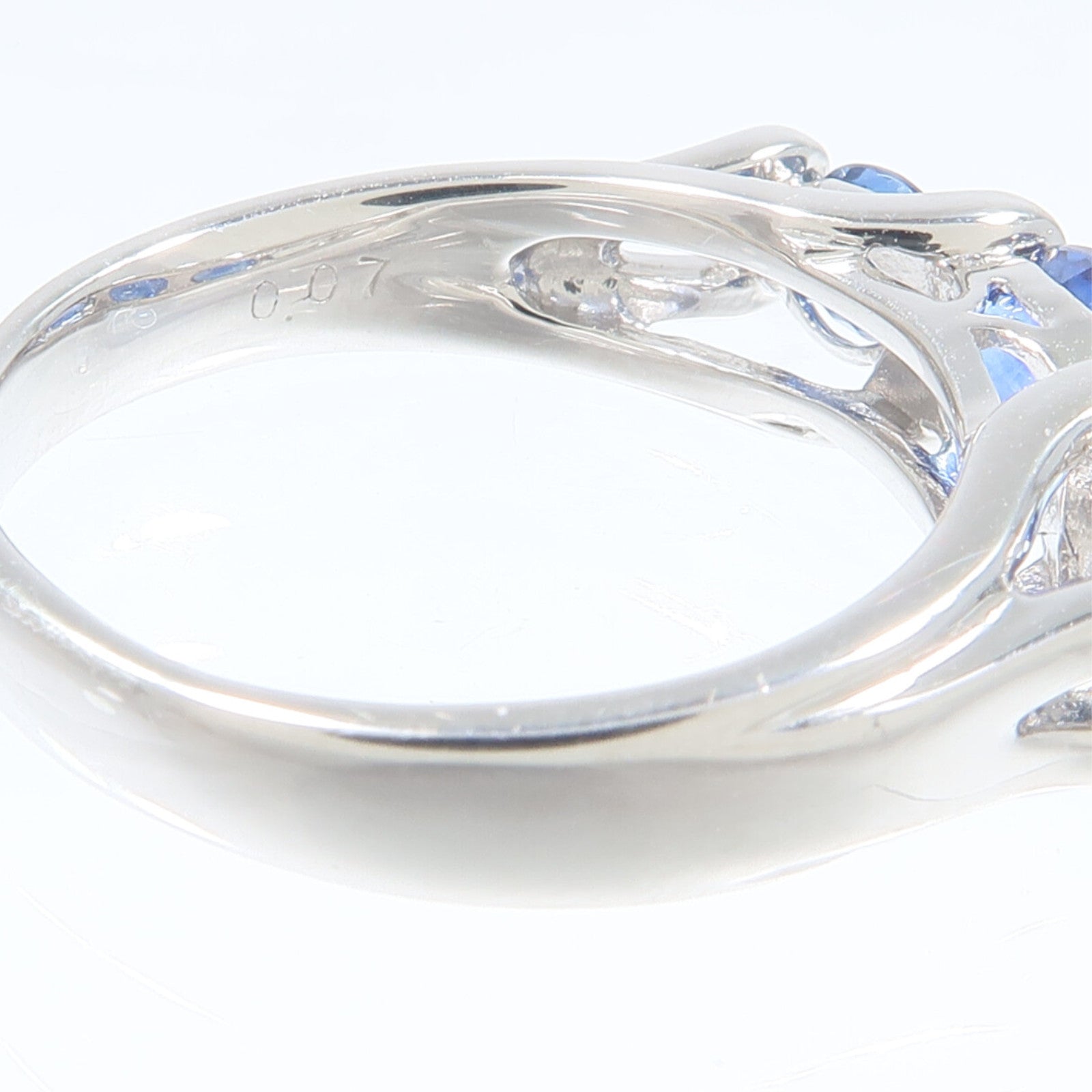 JEWELRY 18K白金Sapphire Diamond Ring藍寶石/鑽石戒指