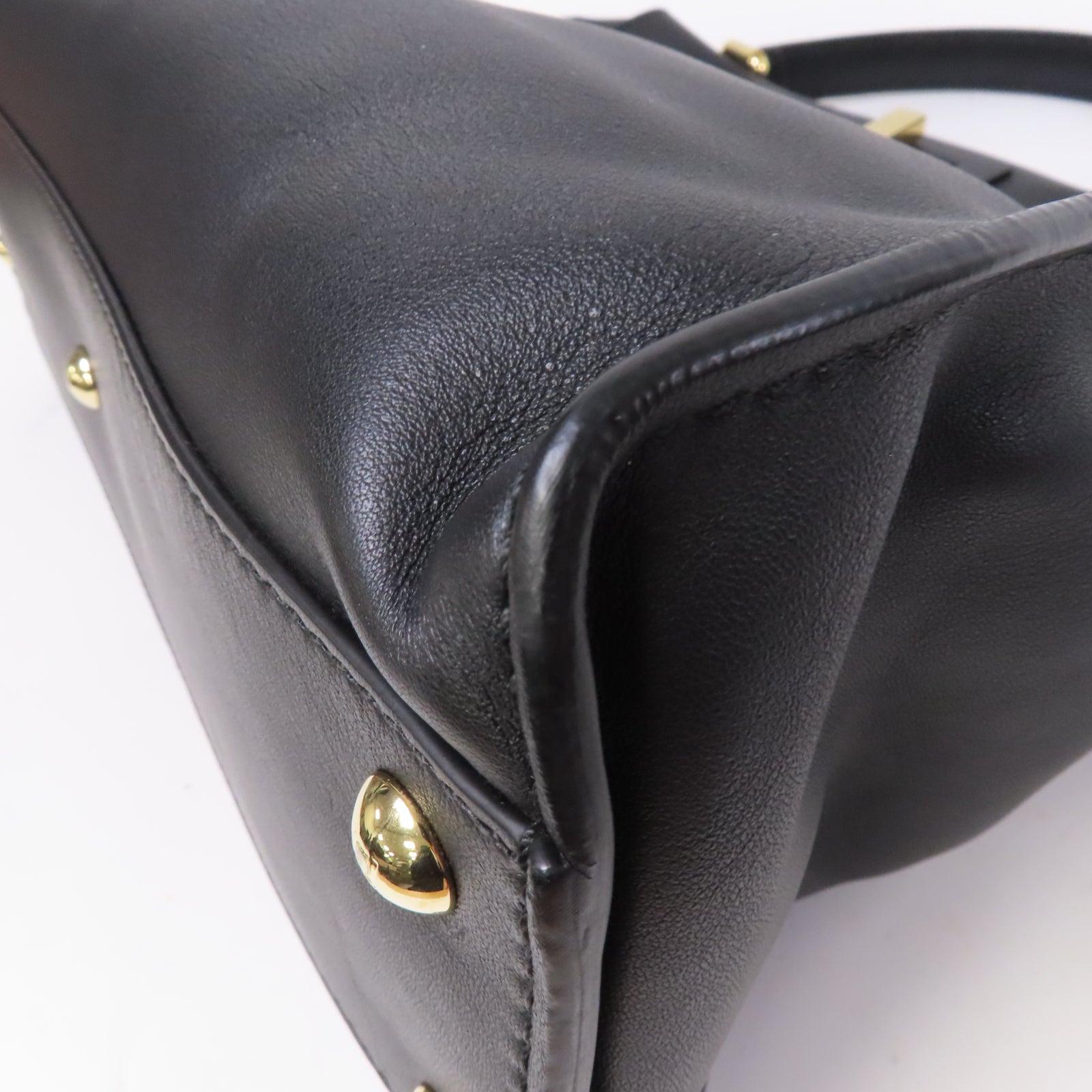 FENDI 牛皮皮革Hand Bag金扣手挽袋黑色