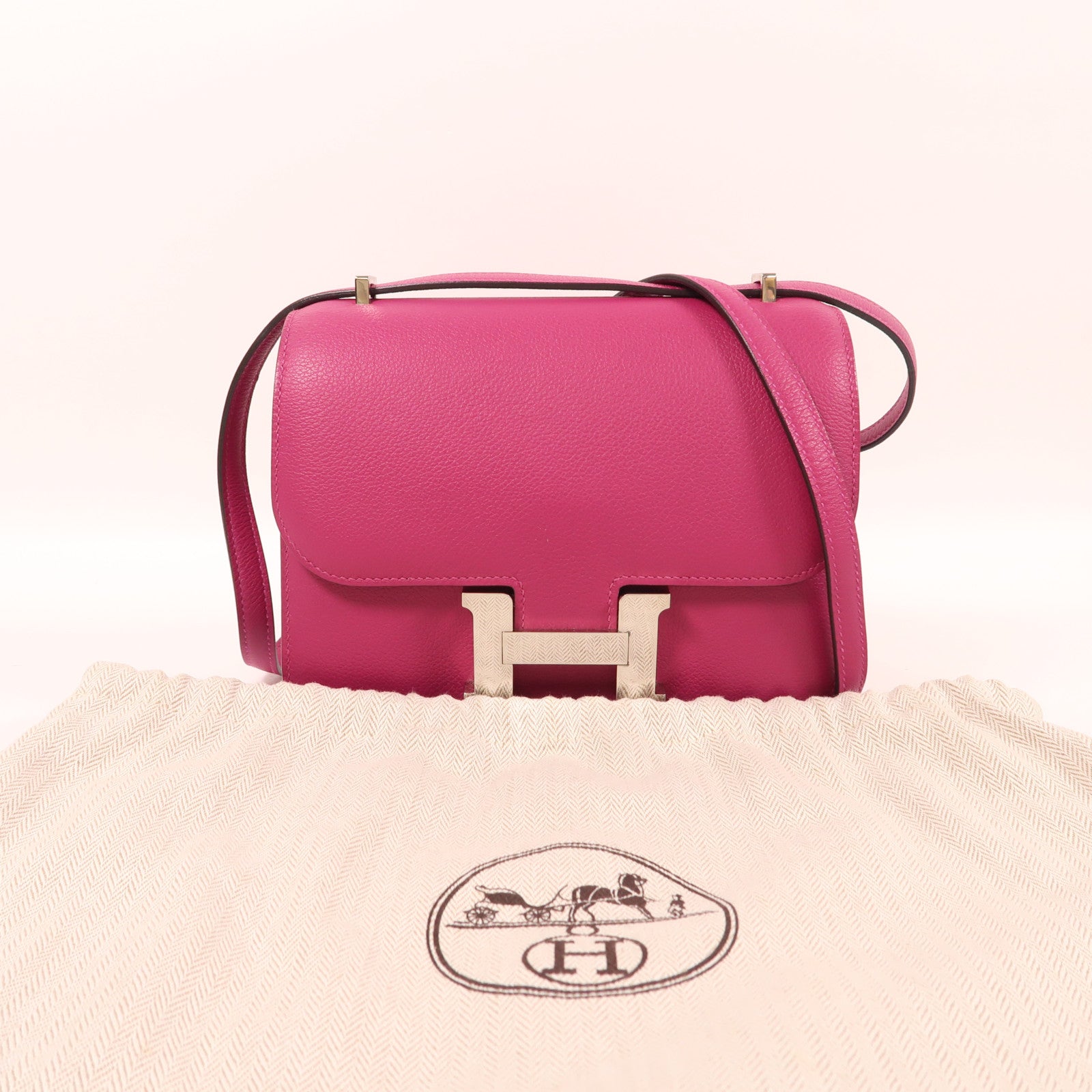 HERMES【激減優惠】 Evercolor皮革Constance Mini銀扣肩背袋L3 Rose Purple