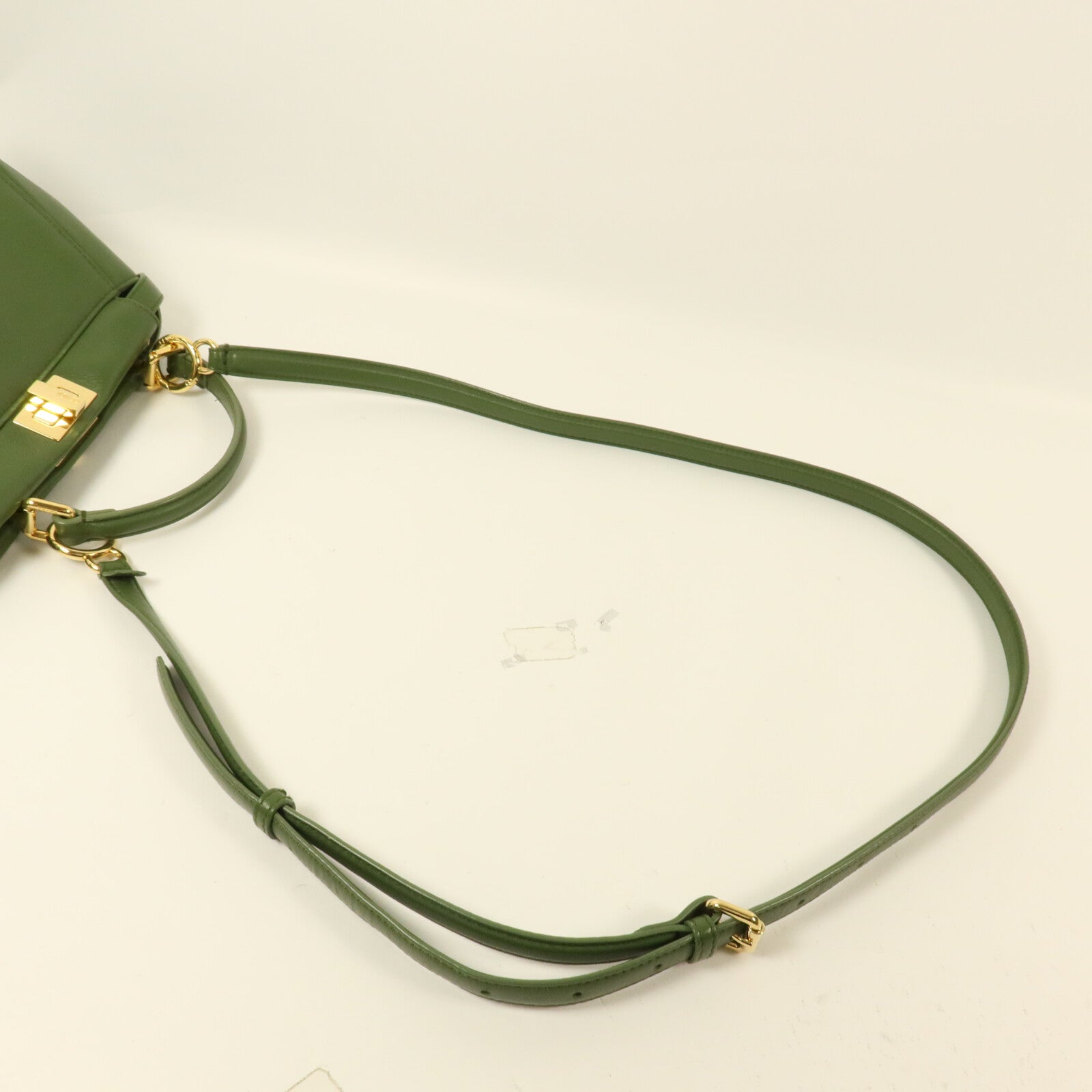 FENDI 羊皮皮革Peekaboo Mini手挽肩背兩用袋