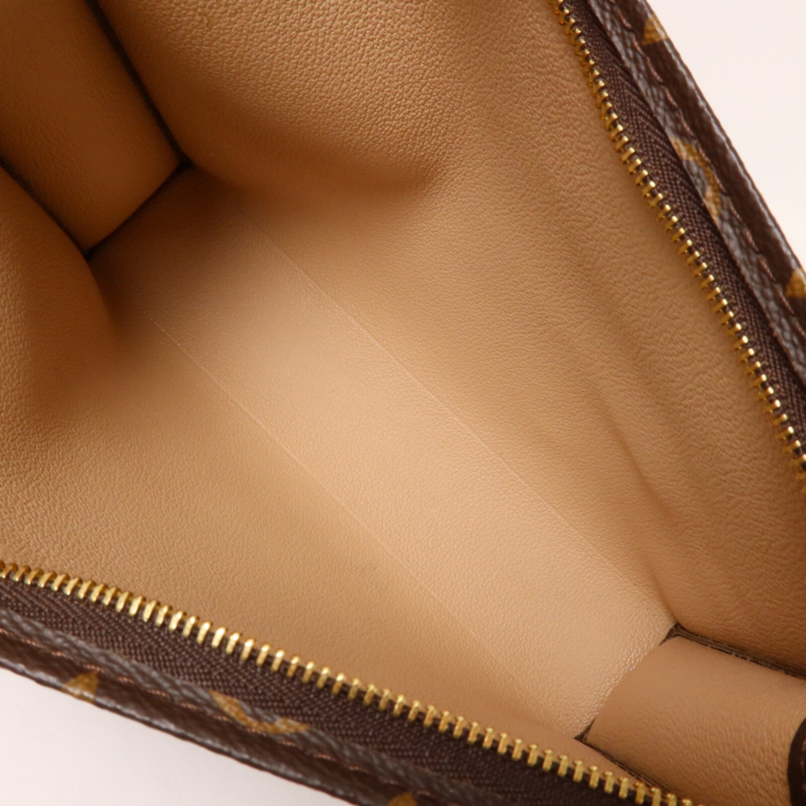 LOUIS VUITTON Monogram Poche Toilette 26手拿包