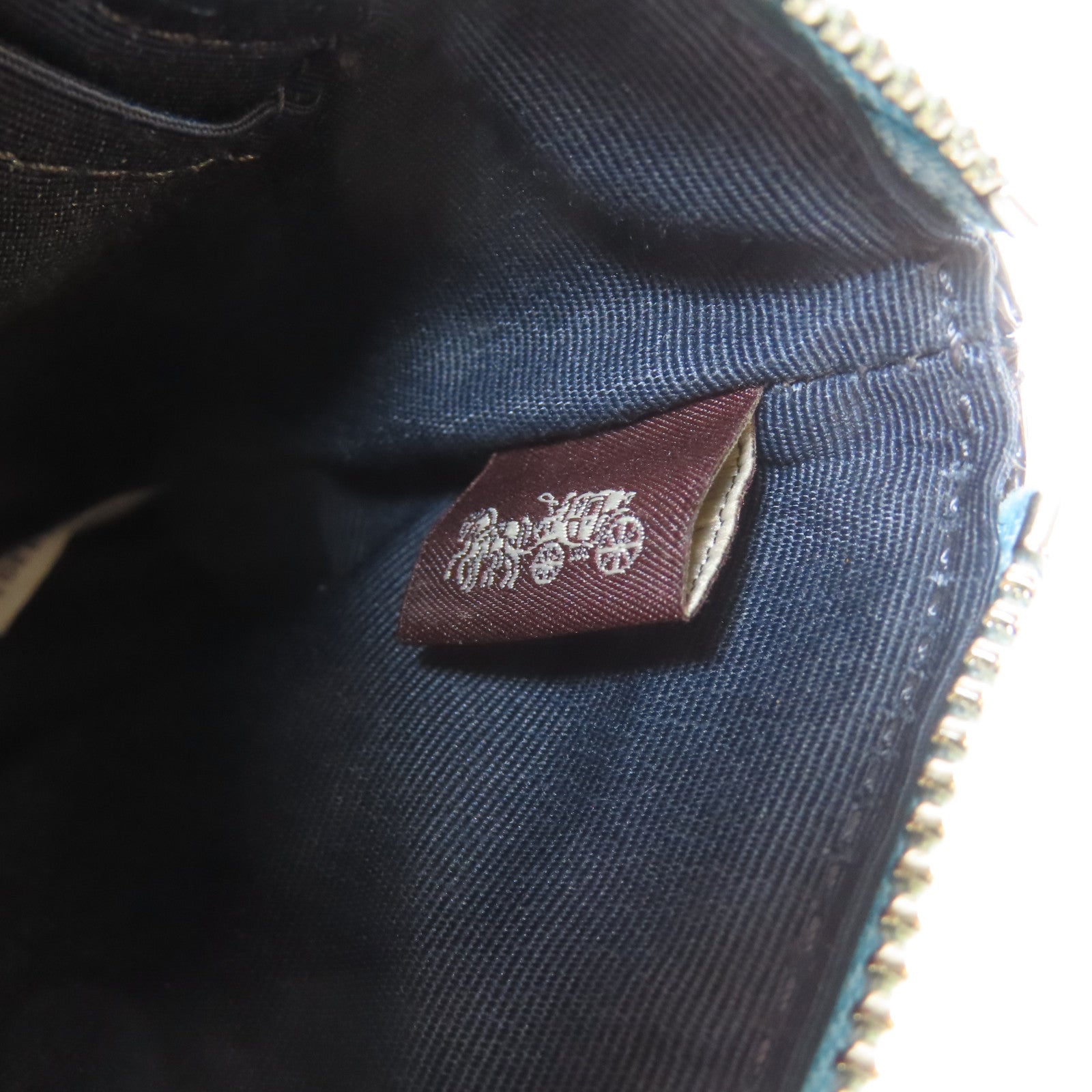 COACH 【激減優惠】牛皮皮革Pouch銀扣手拿包淺藍色