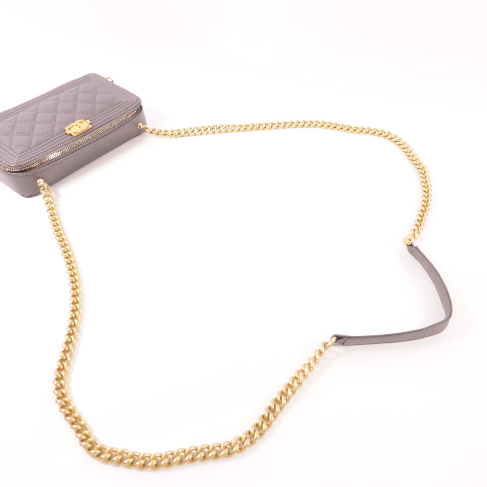 CHANEL 牛皮皮革Boy Wallet On Chain金扣鏈帶肩背袋