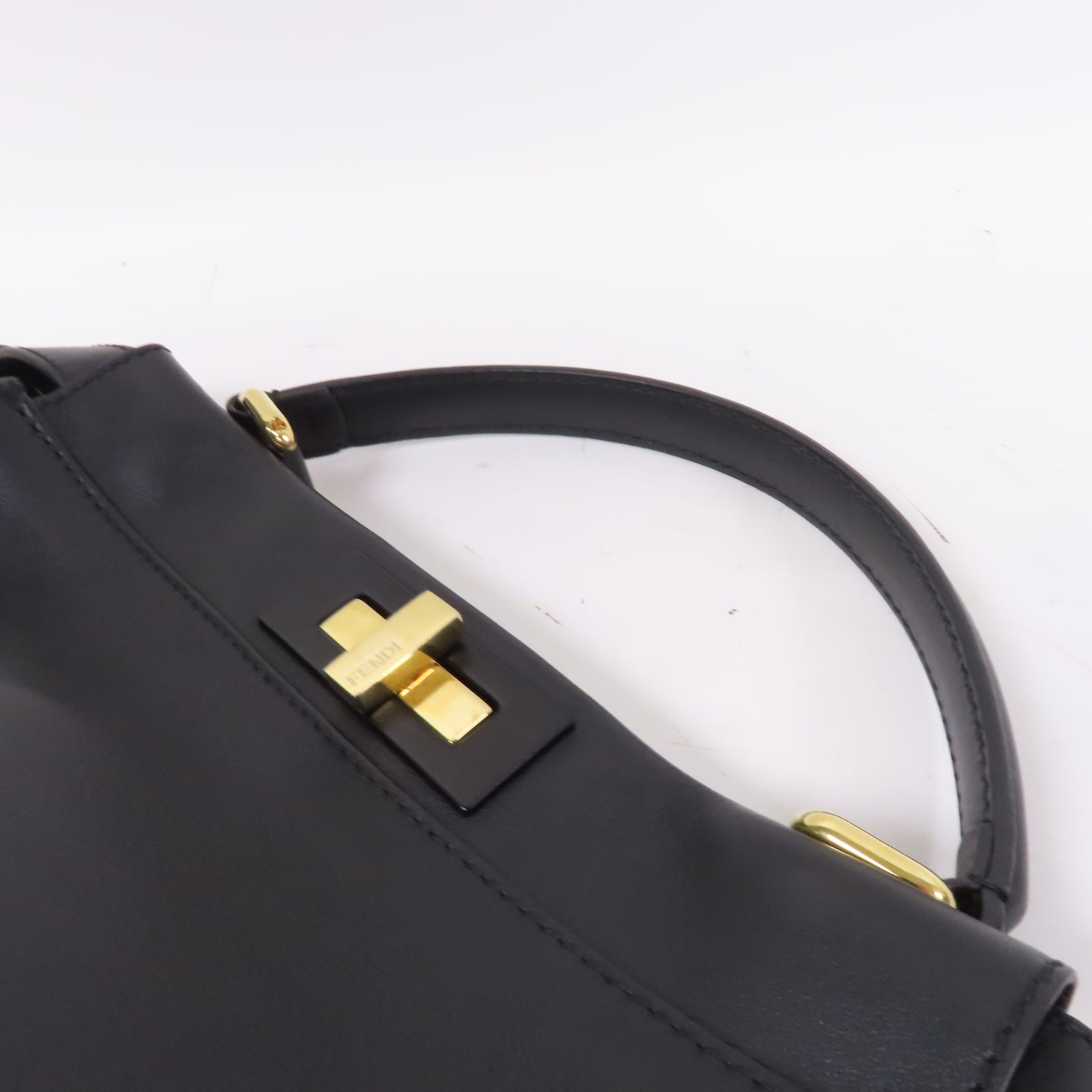 FENDI 牛皮皮革Hand Bag金扣手挽袋黑色