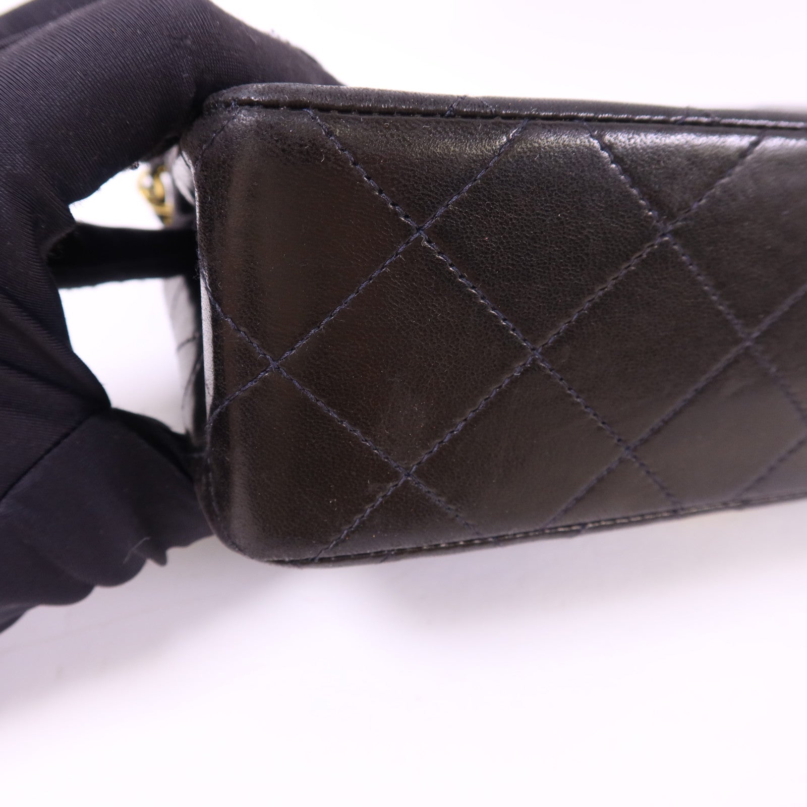 CHANEL 羊皮皮革Classic 23金扣鏈帶肩背袋