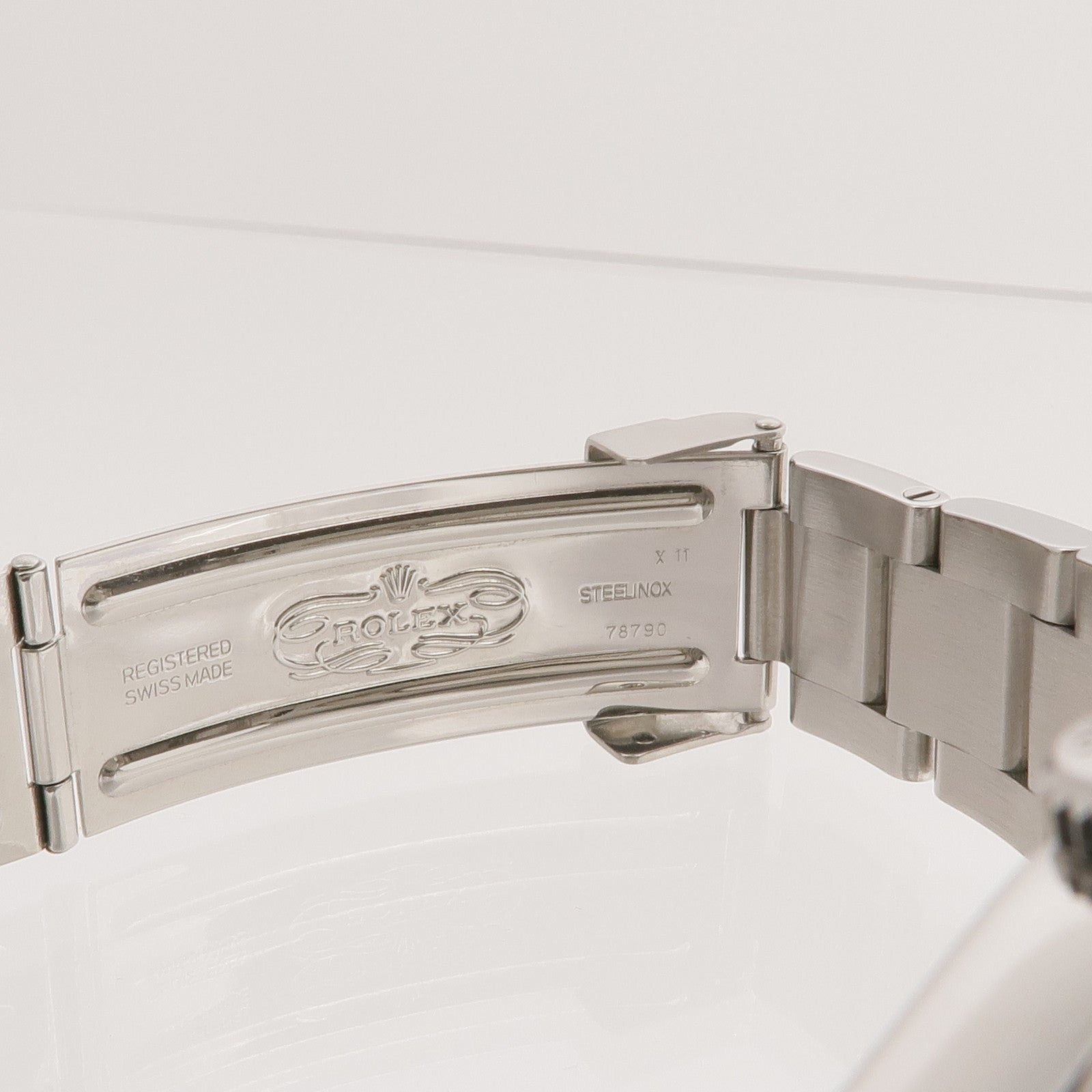 ROLEX Explorer I 214270