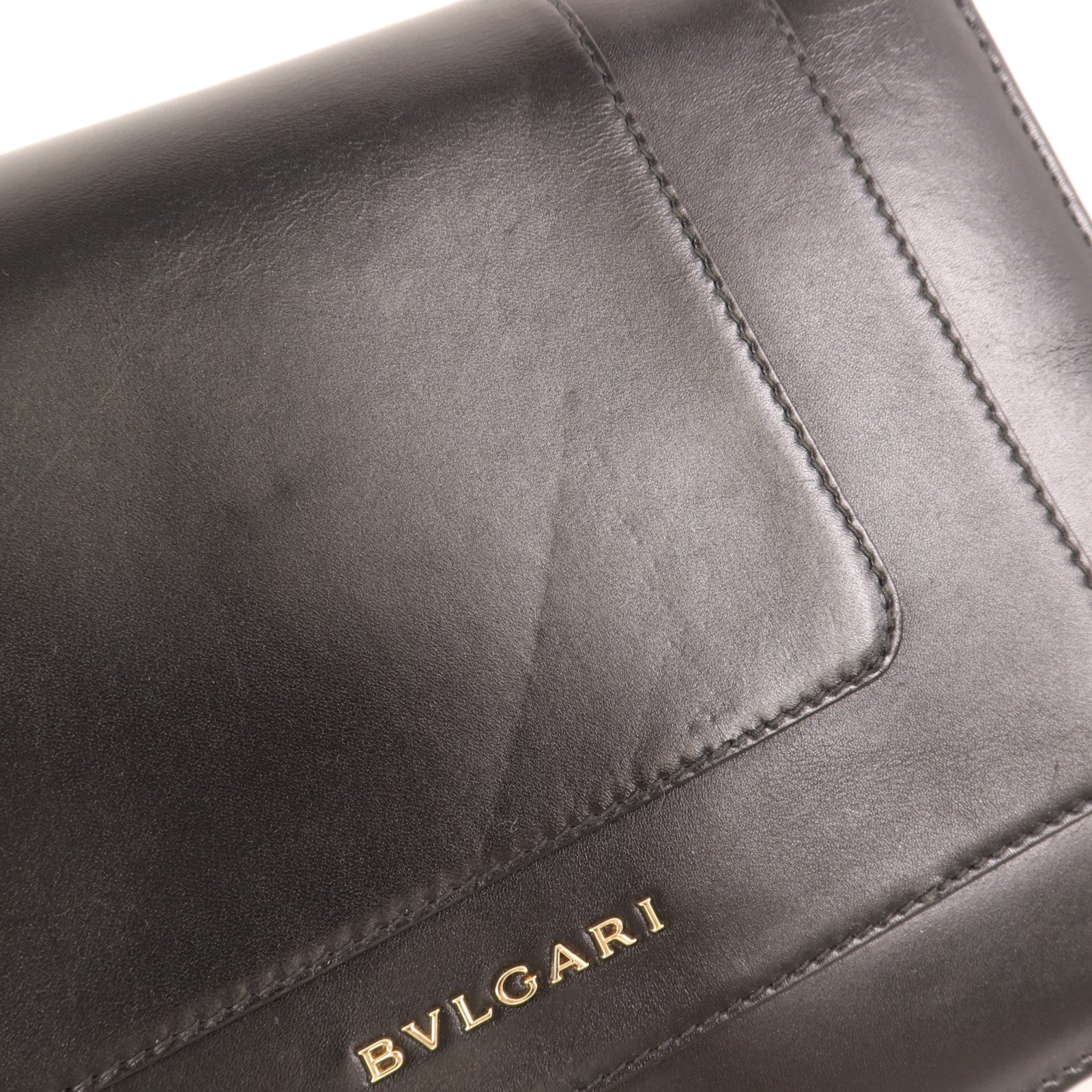 BVLGARI 牛皮皮革Serpenti Forever金扣鏈帶肩背袋