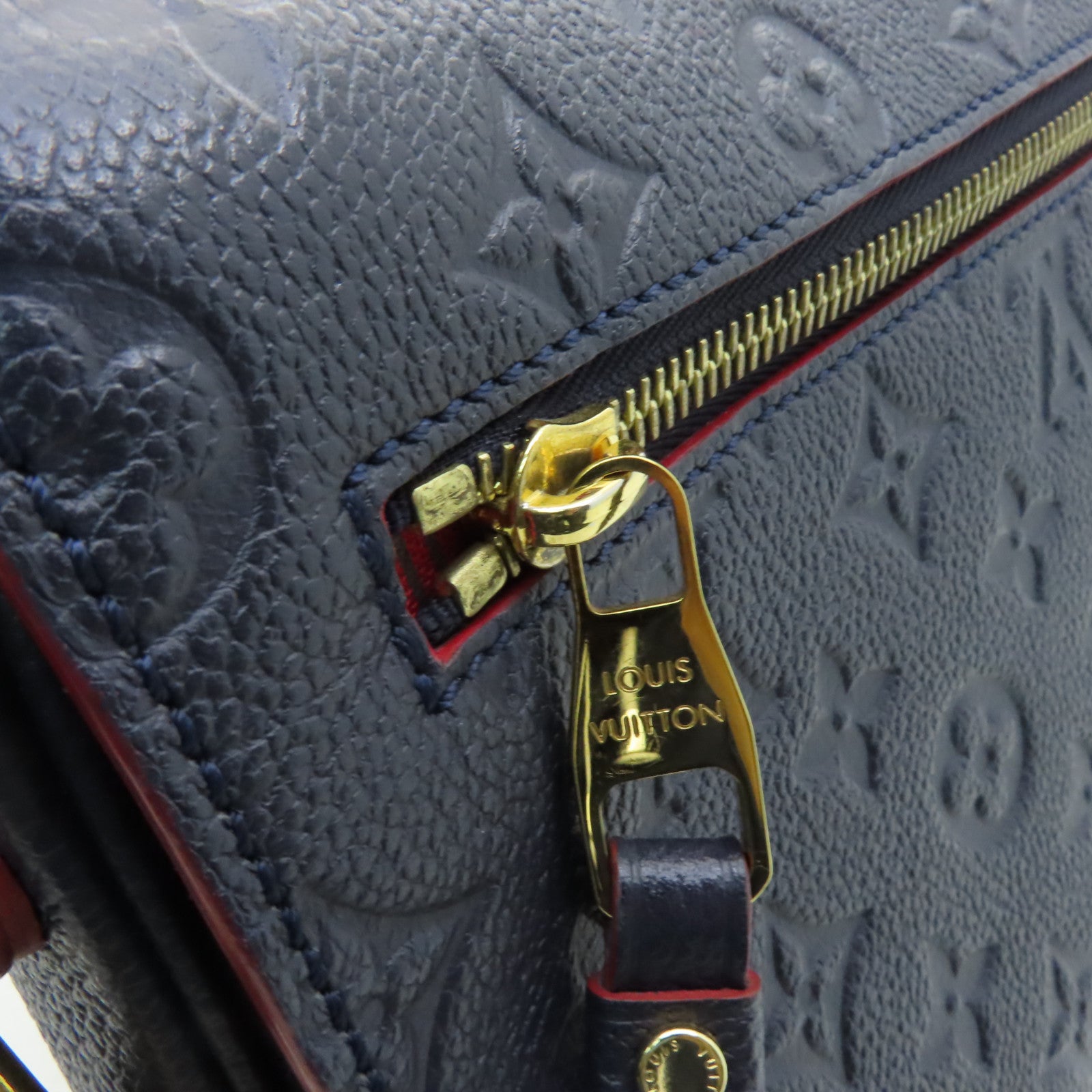 LOUIS VUITTON 【激減優惠】Monogram Empreinte Pochette Metis金扣手挽肩背兩用袋深藍色