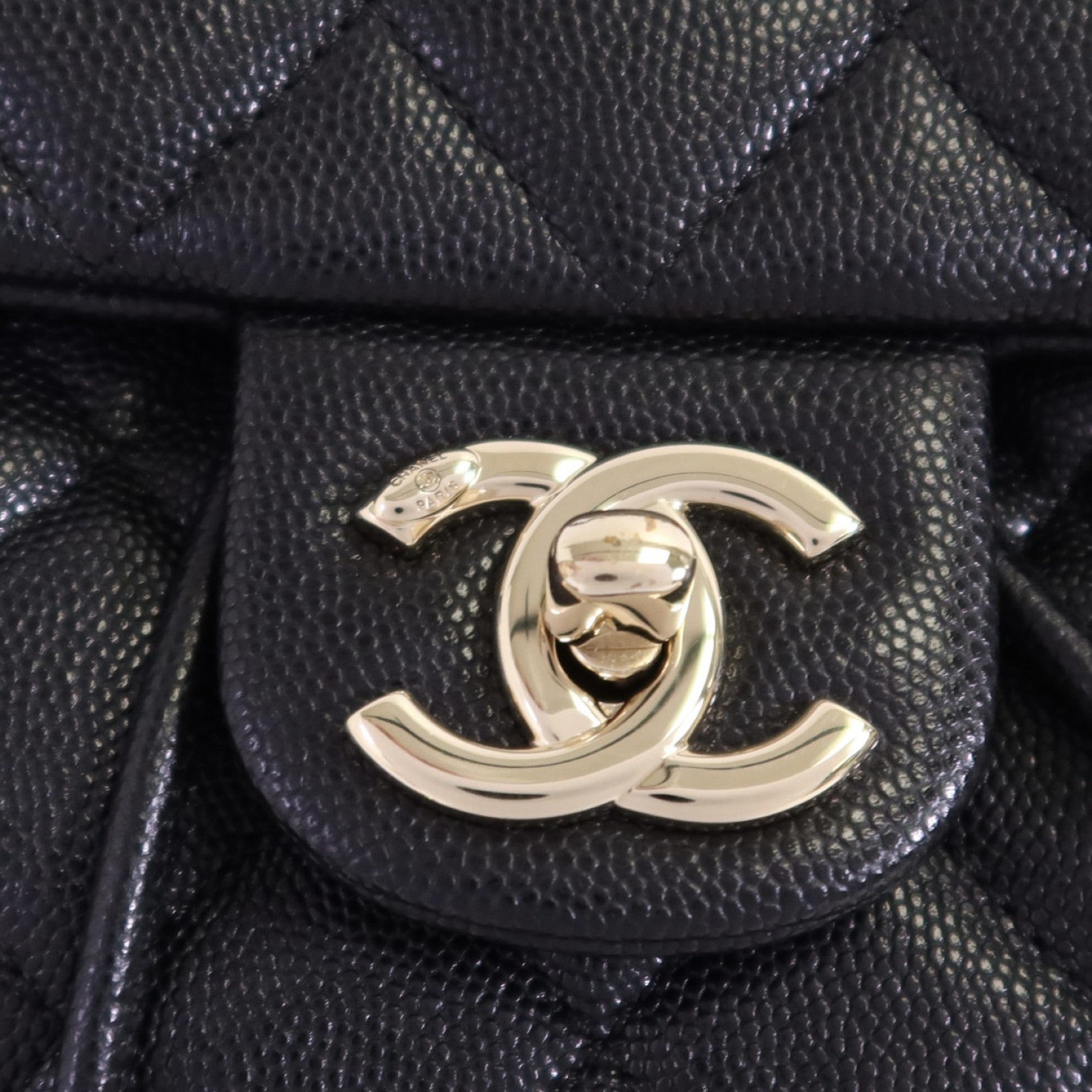 CHANEL 牛皮皮革Backpack金扣鏈帶背包