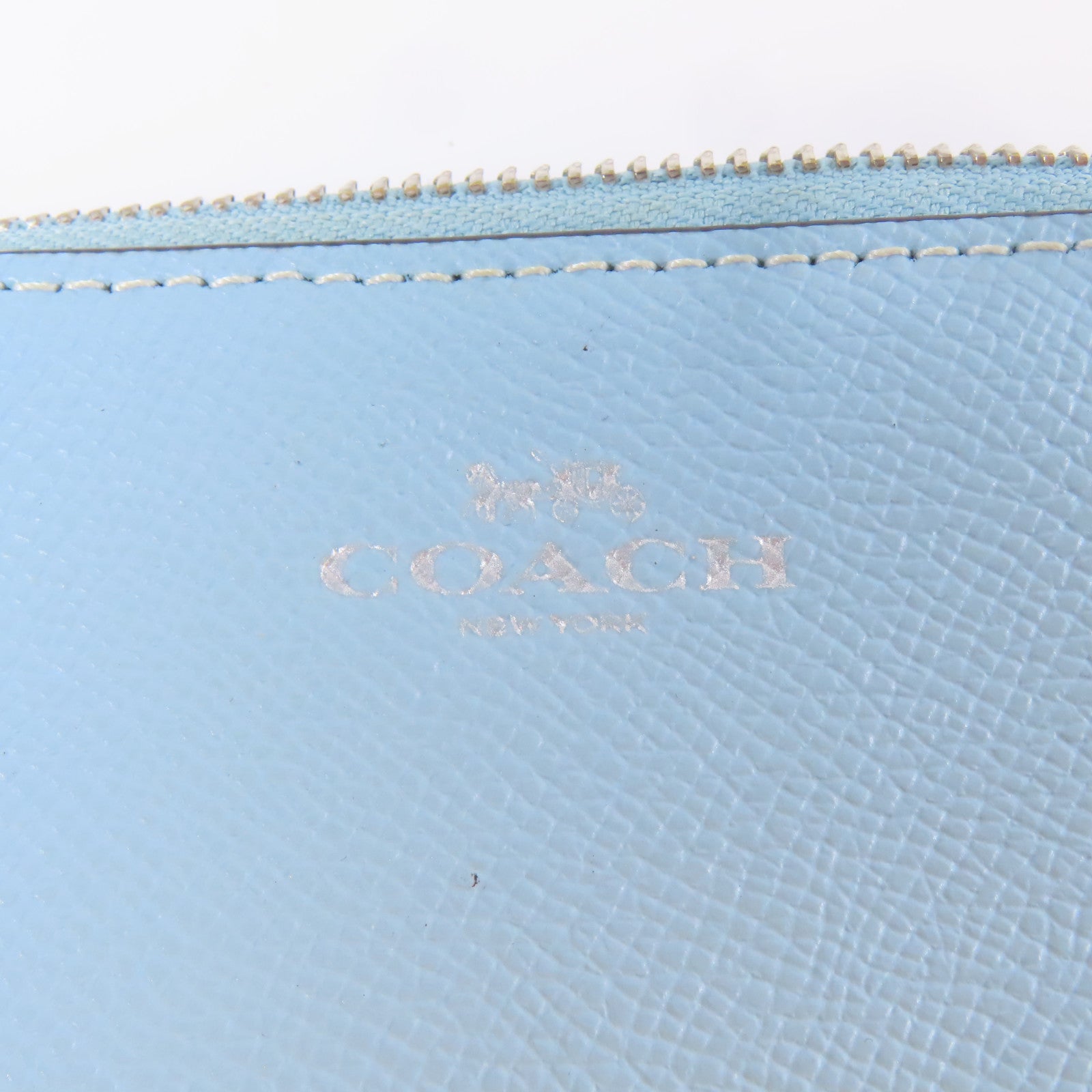 COACH 【激減優惠】牛皮皮革Pouch銀扣手拿包淺藍色
