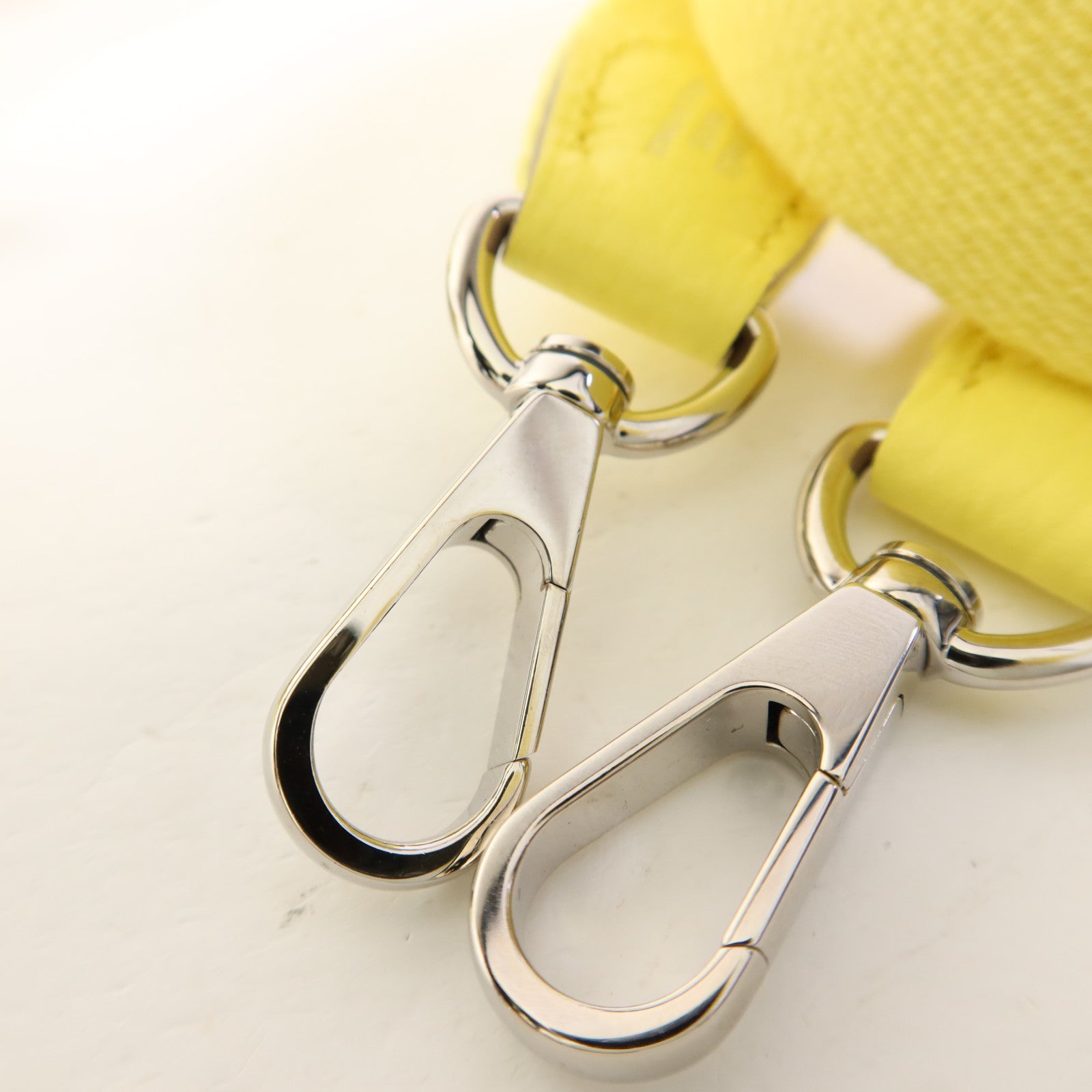 HERMES Clemence皮革Evelyne TPM銀扣肩背袋Lime