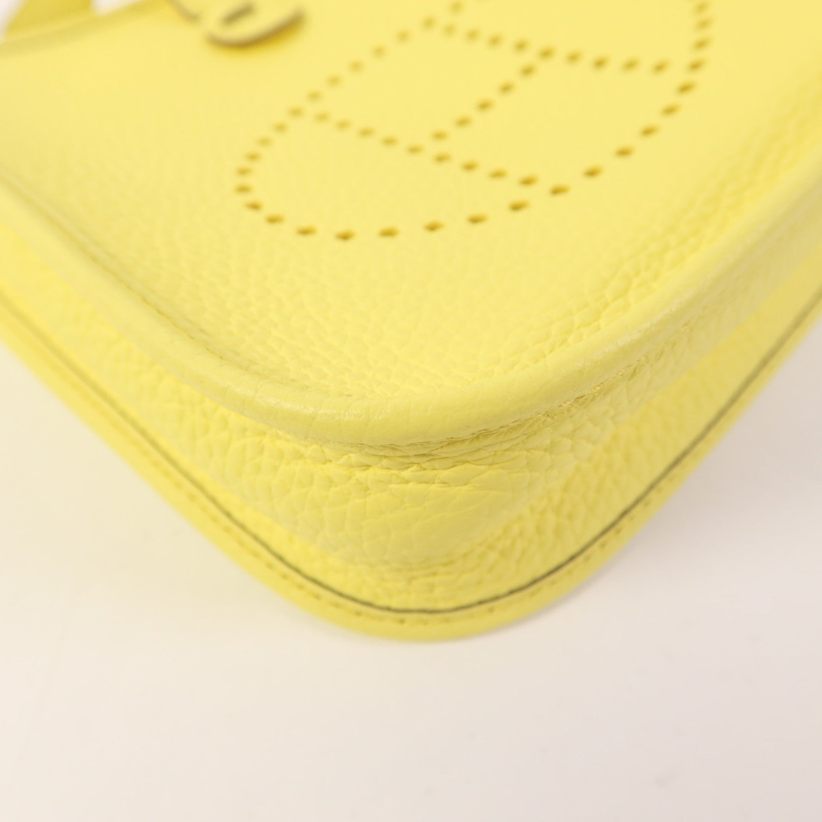 HERMES Clemence皮革Evelyne TPM銀扣肩背袋Lime