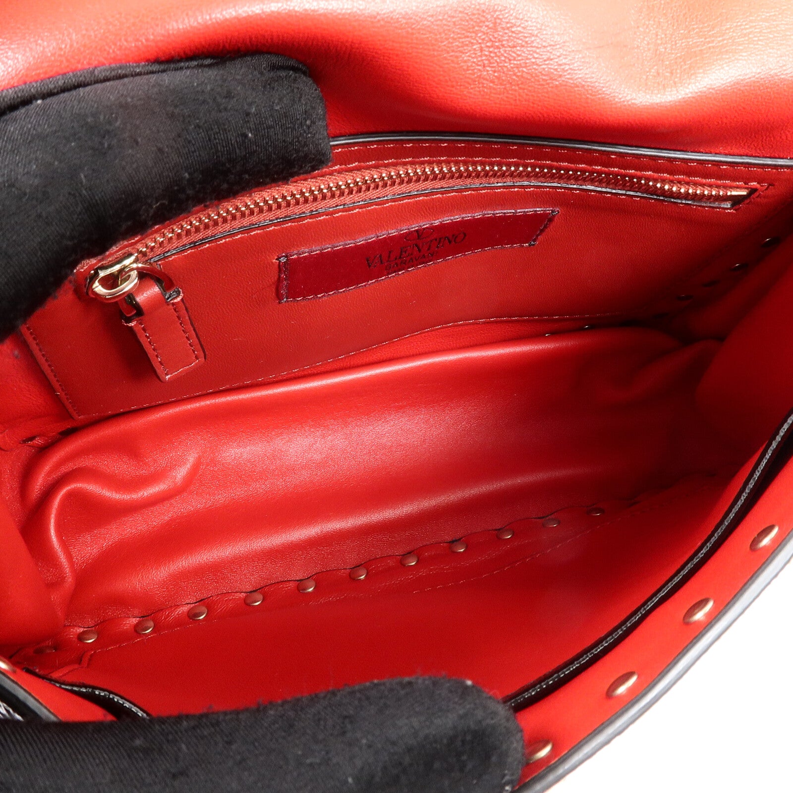 Valentino 牛皮皮革Garavani Rockstud Spike手挽肩背兩用袋
