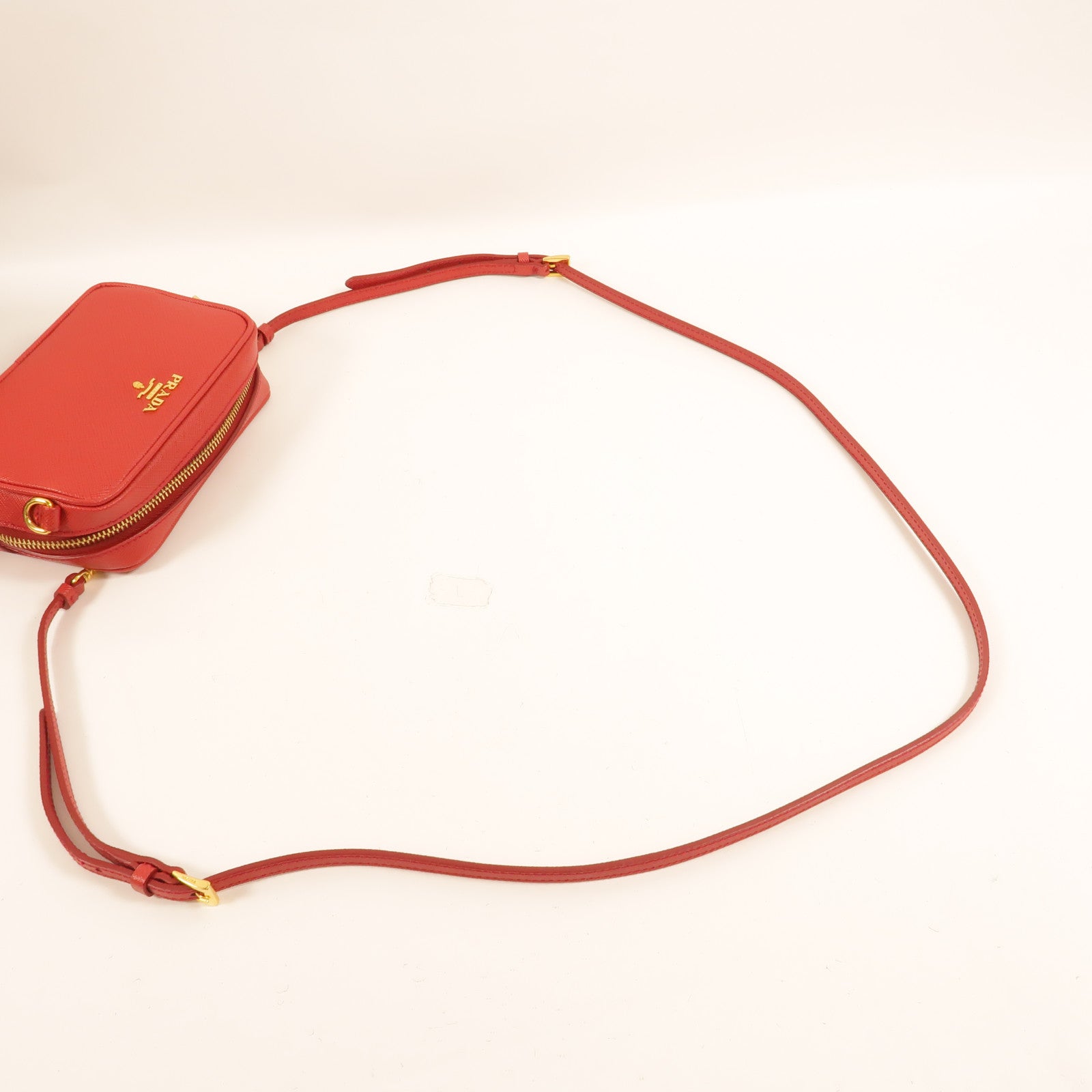 PRADA Saffiano皮革Shoulder Bag肩背袋