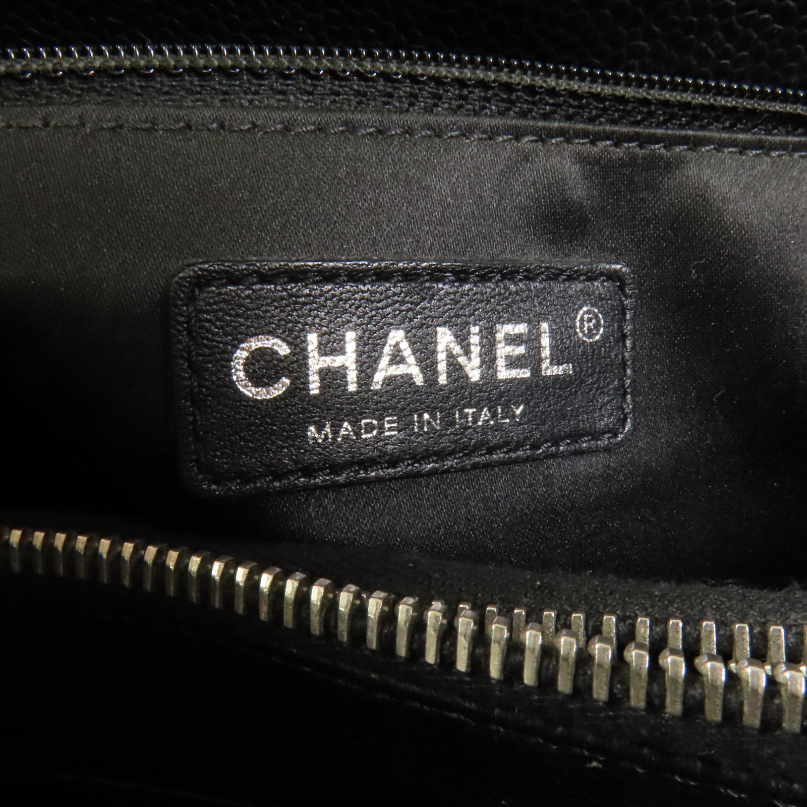 CHANEL 牛皮皮革GST Grand Shopping Tote Bag銀扣鏈帶肩背袋
