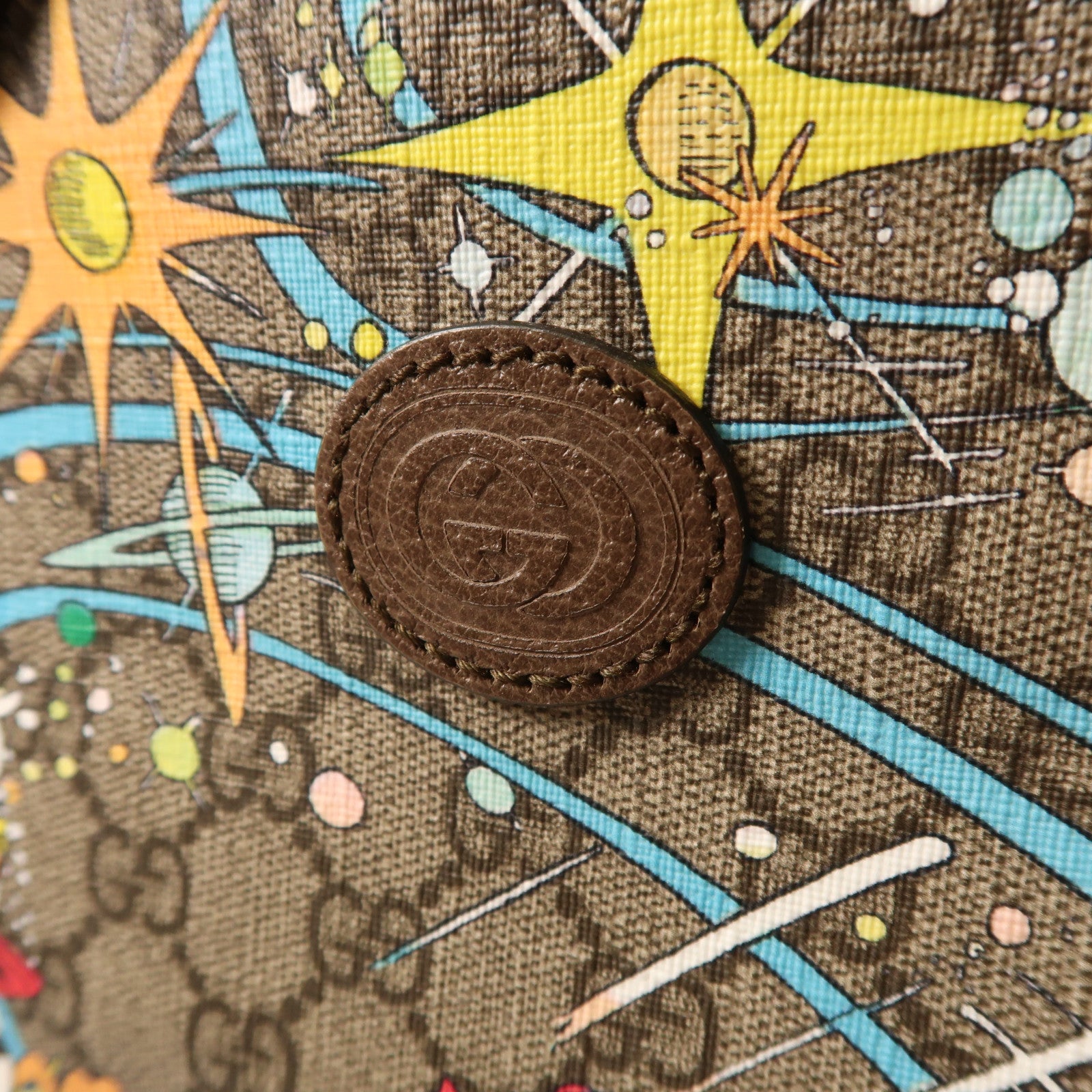 GUCCI 塗層帆布/牛皮皮革Gucci x Disney Donald Duck金扣手挽袋