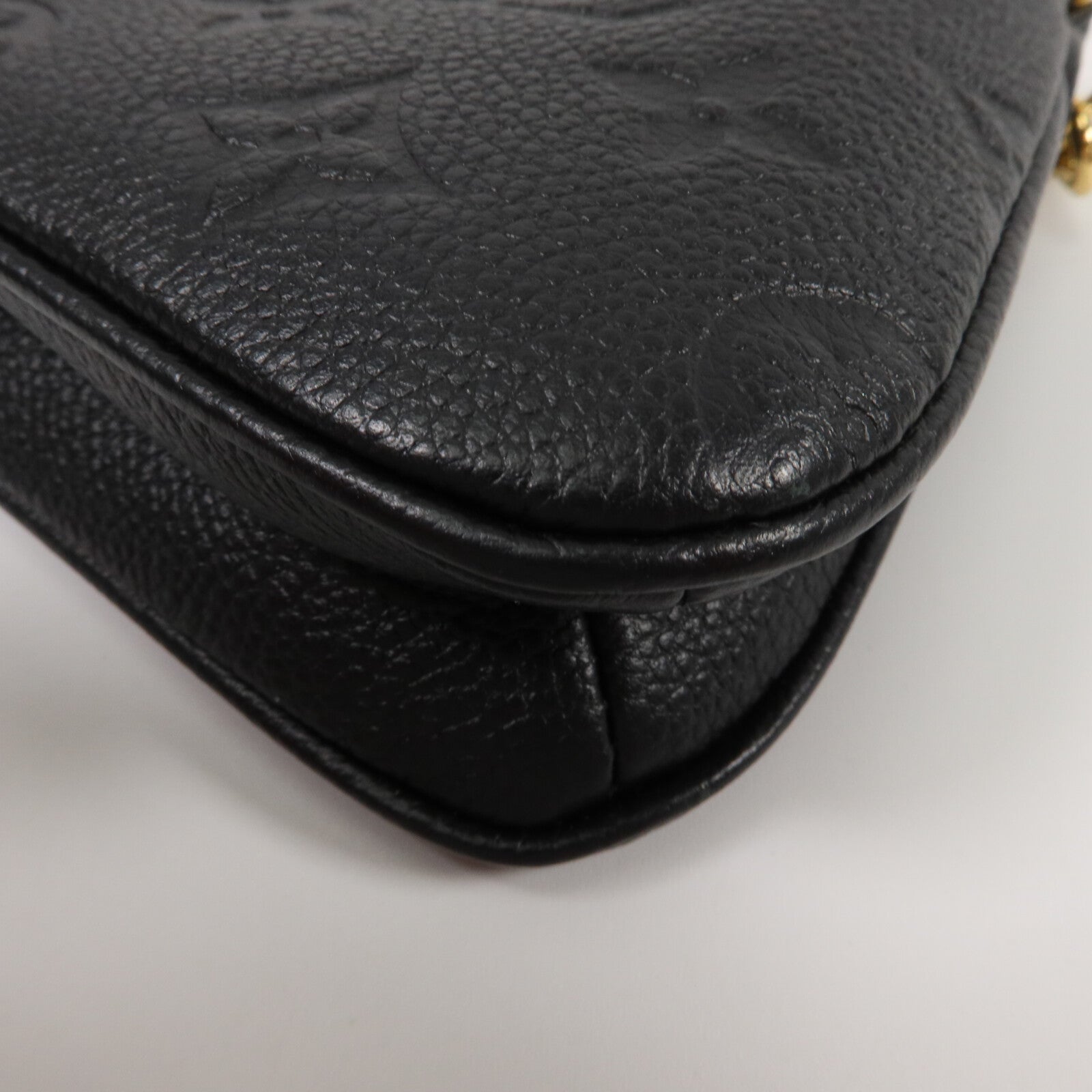 LOUIS VUITTON Monogram Empreinte Liv Pochette鏈帶手挽肩背兩用袋