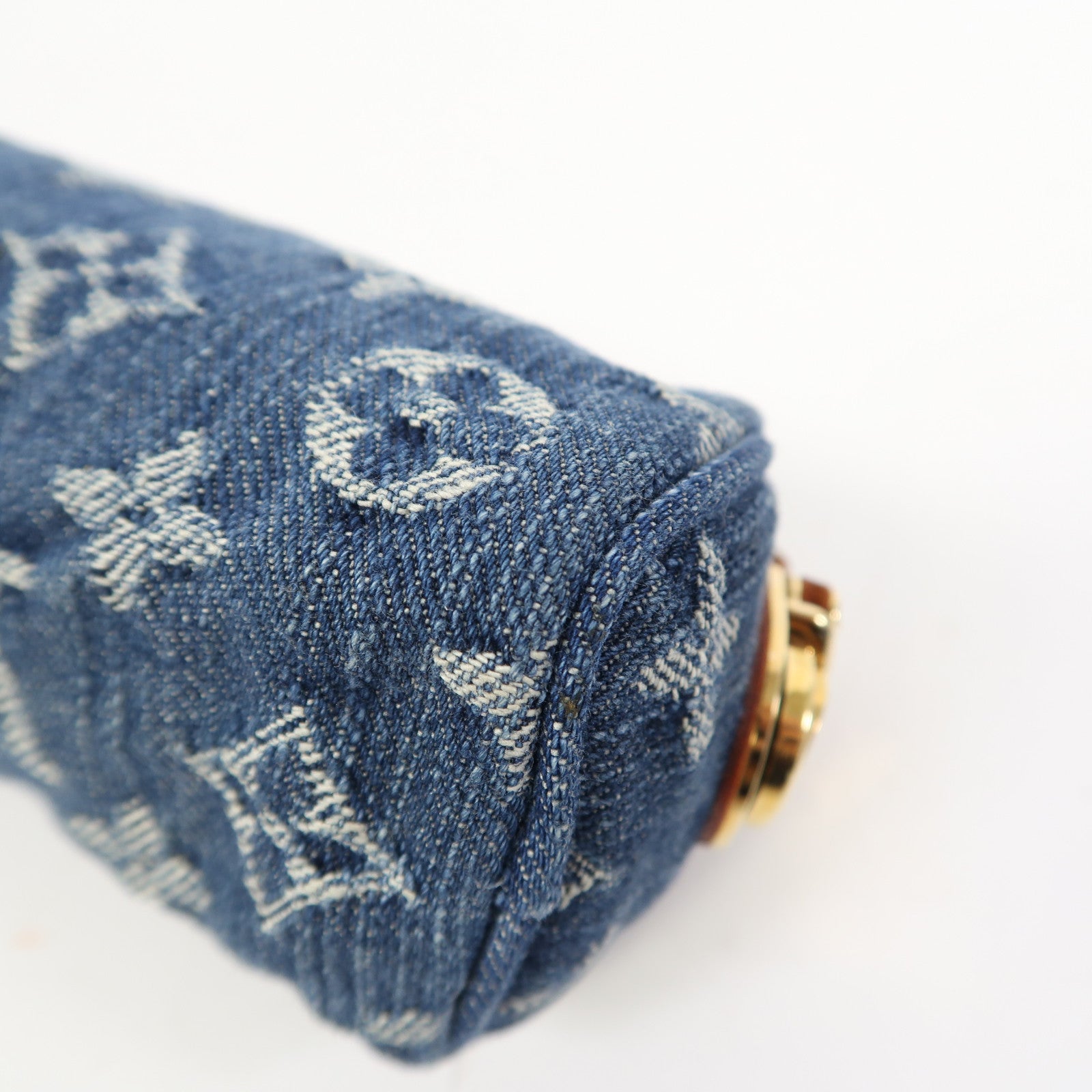 LOUIS VUITTON Monogram Denim Pouch金扣手拿包藍色