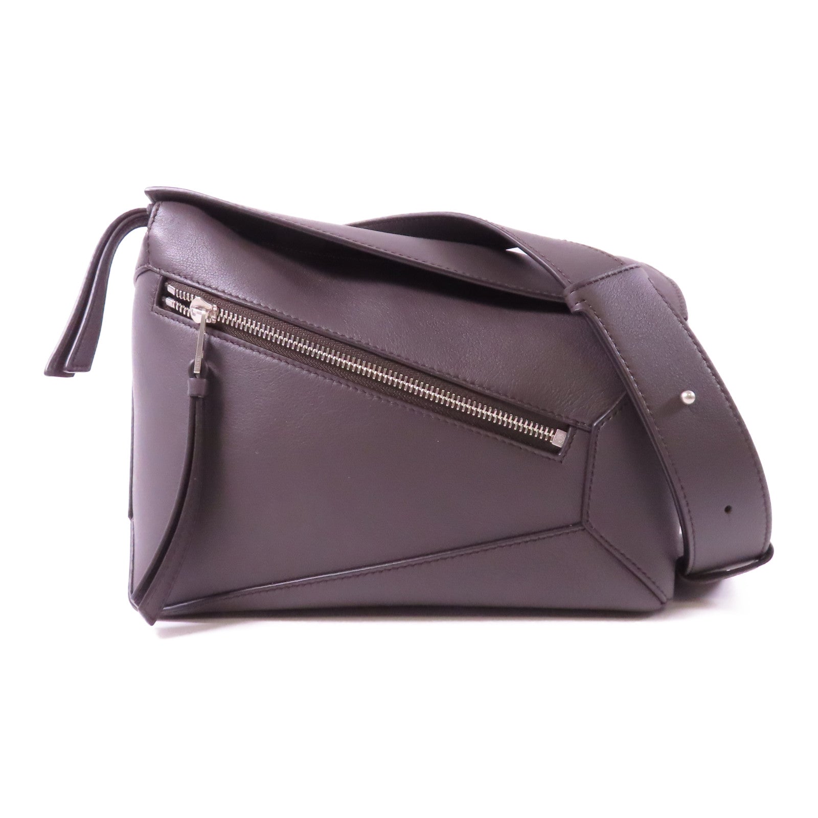 LOEWE 牛皮皮革Small Puzzle銀扣肩背袋灰色