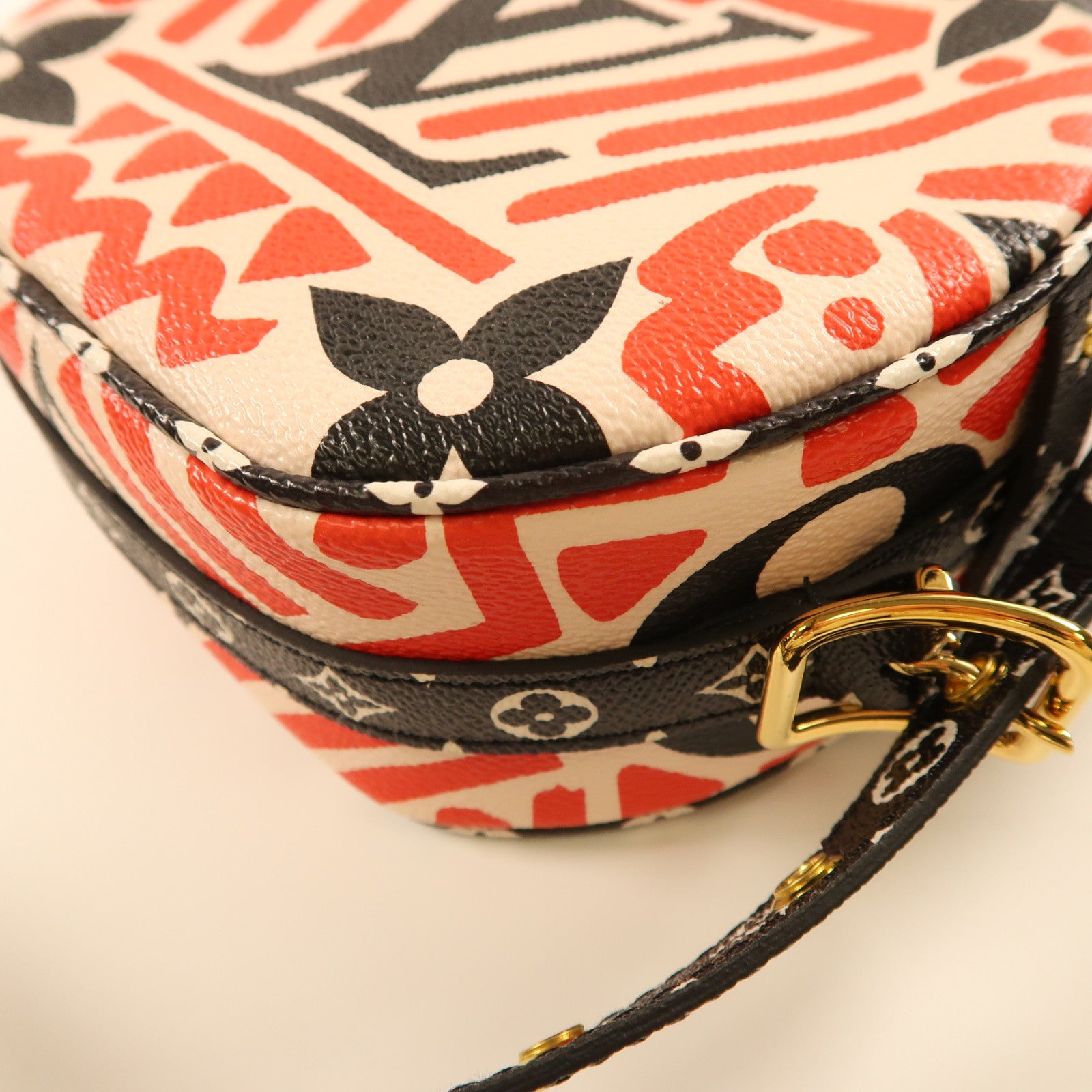 LOUIS VUITTON (PRICE DOWN) LV GHW Boite Chapeau Shoulder Bag Crossbody M45366 Crafty Red