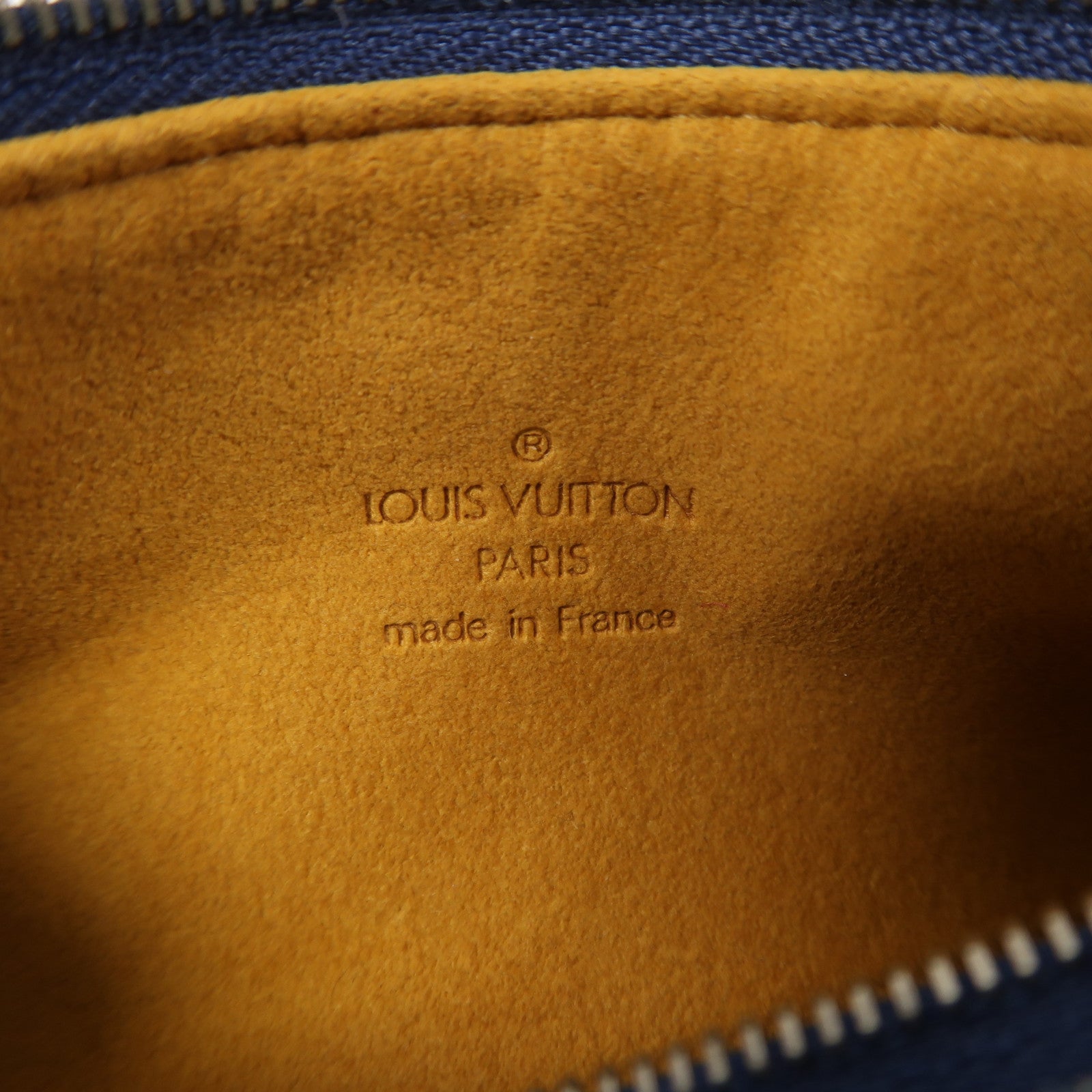 LOUIS VUITTON Monogram Denim Pouch金扣手拿包藍色
