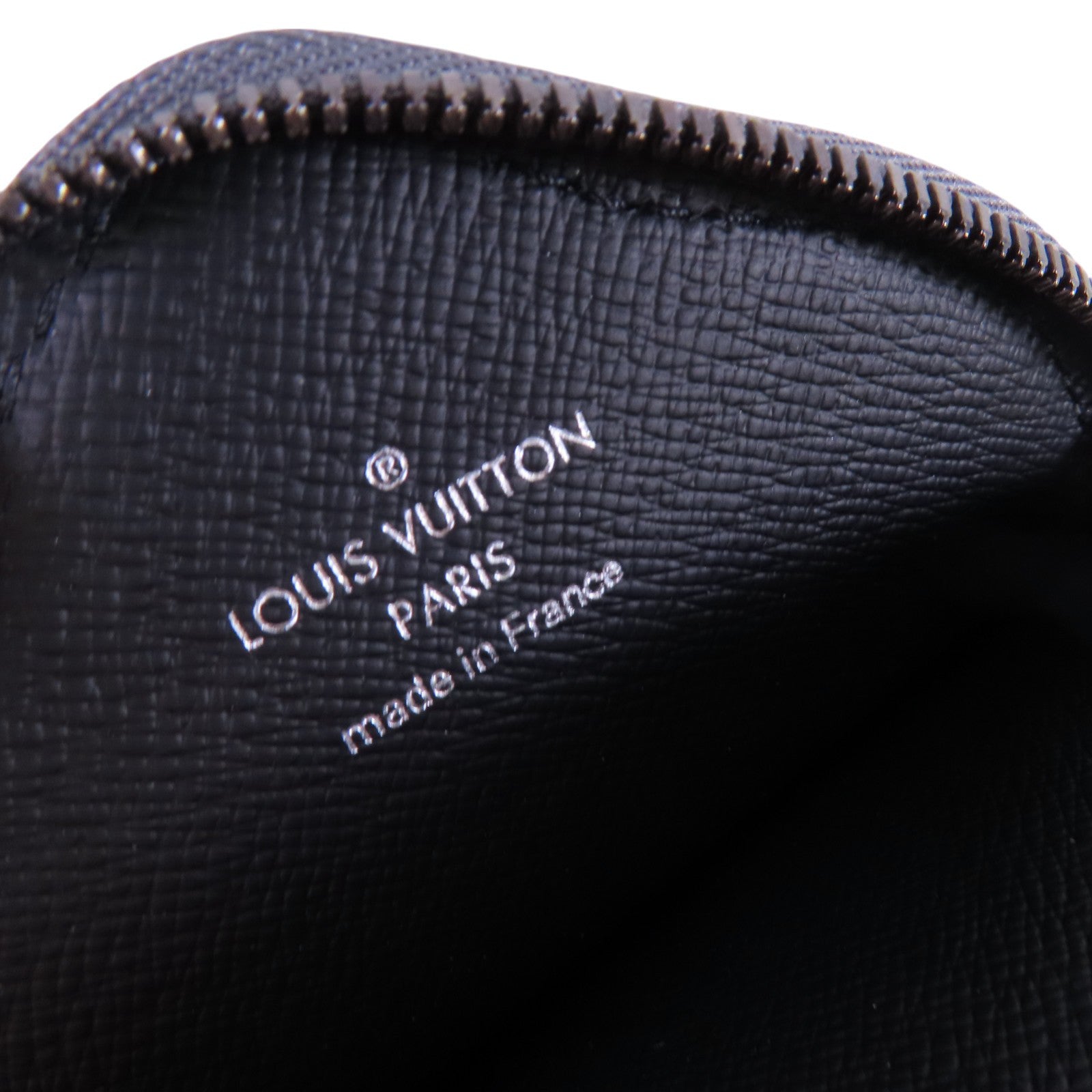 LOUIS VUITTON Monogram Eclipse YK x Trio Messenger銀扣肩背袋