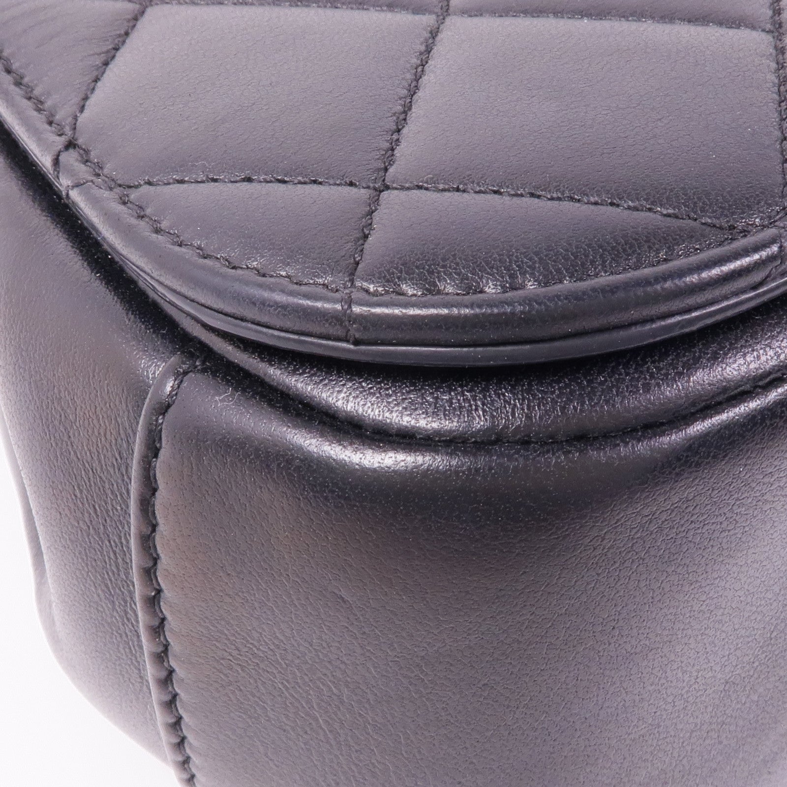 CHANEL 羊皮皮革Chain Shoulder金扣鏈帶肩背袋