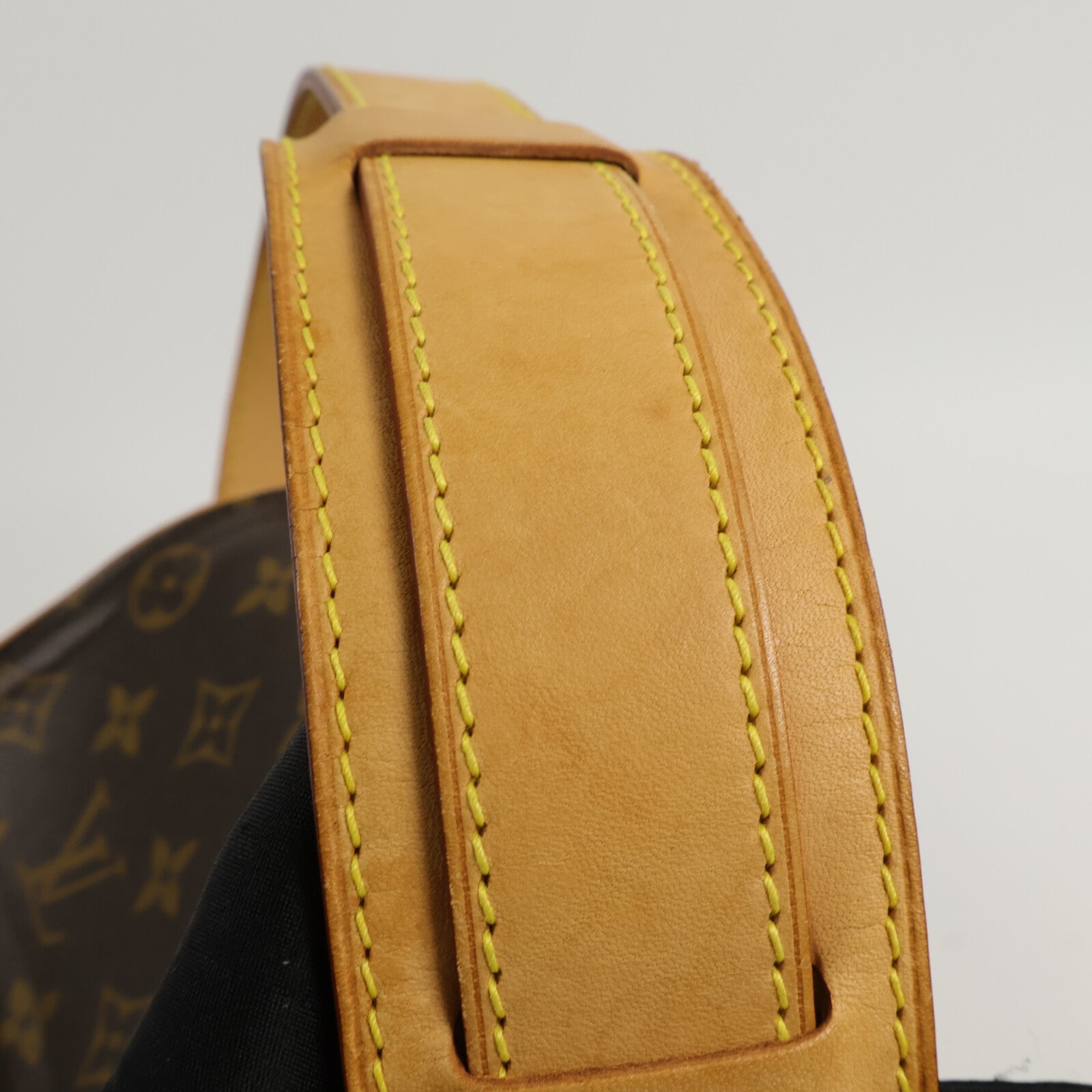 LOUIS VUITTON Monogram Hudson PM肩背袋