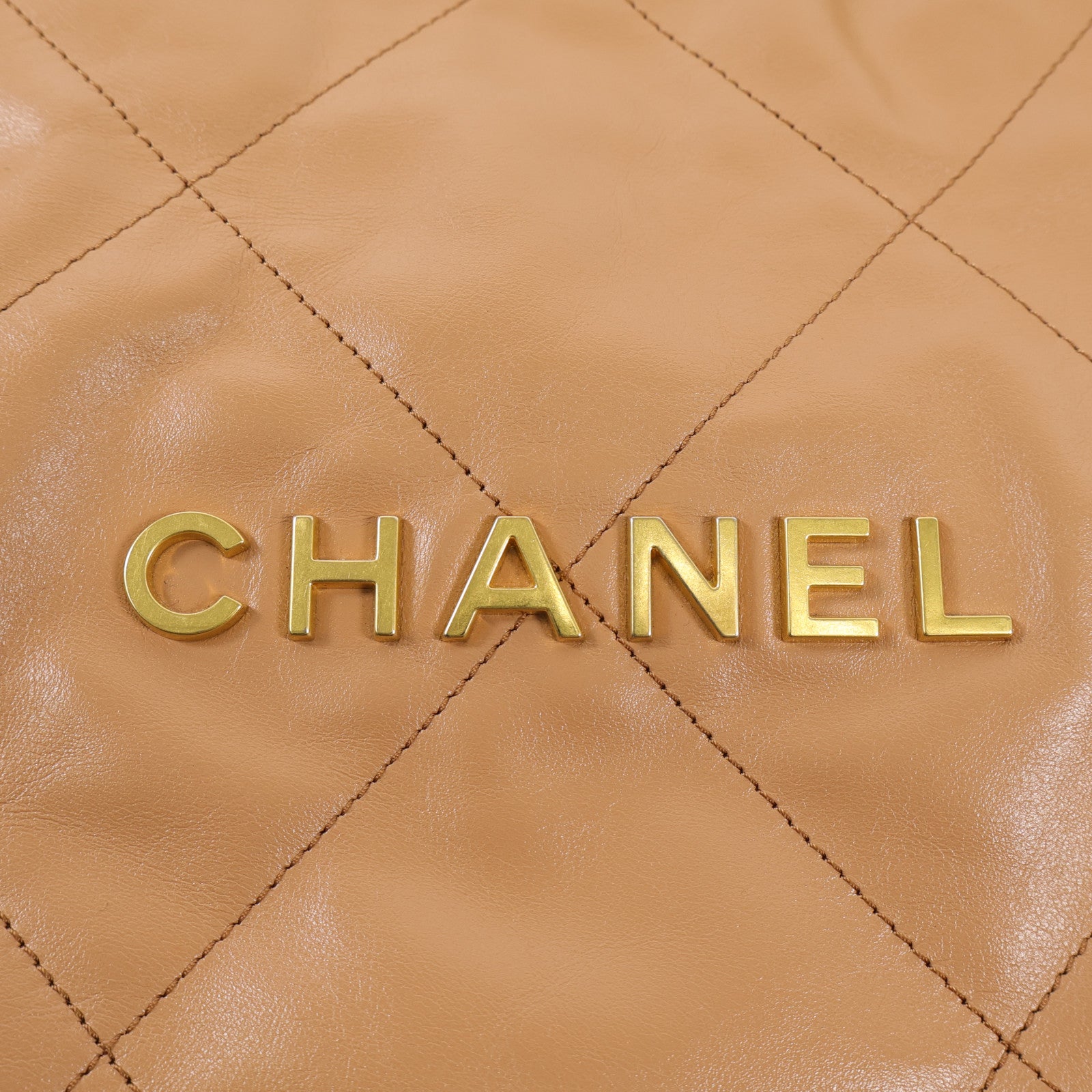 CHANEL 牛皮皮革Chanel 22 Small金扣鏈帶肩背袋