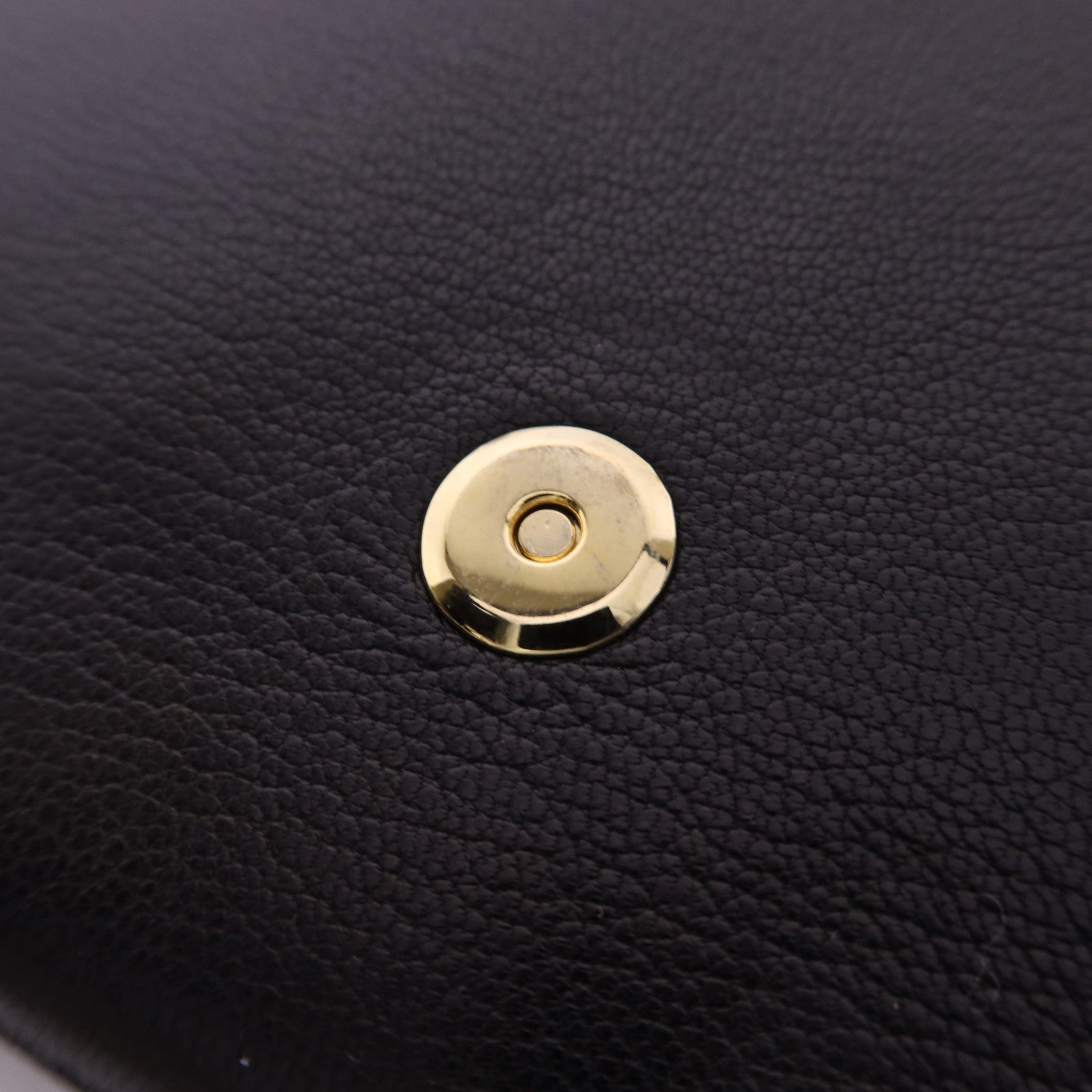 SAINT LAURENT 牛皮皮革Clutch Bag金扣手拿包