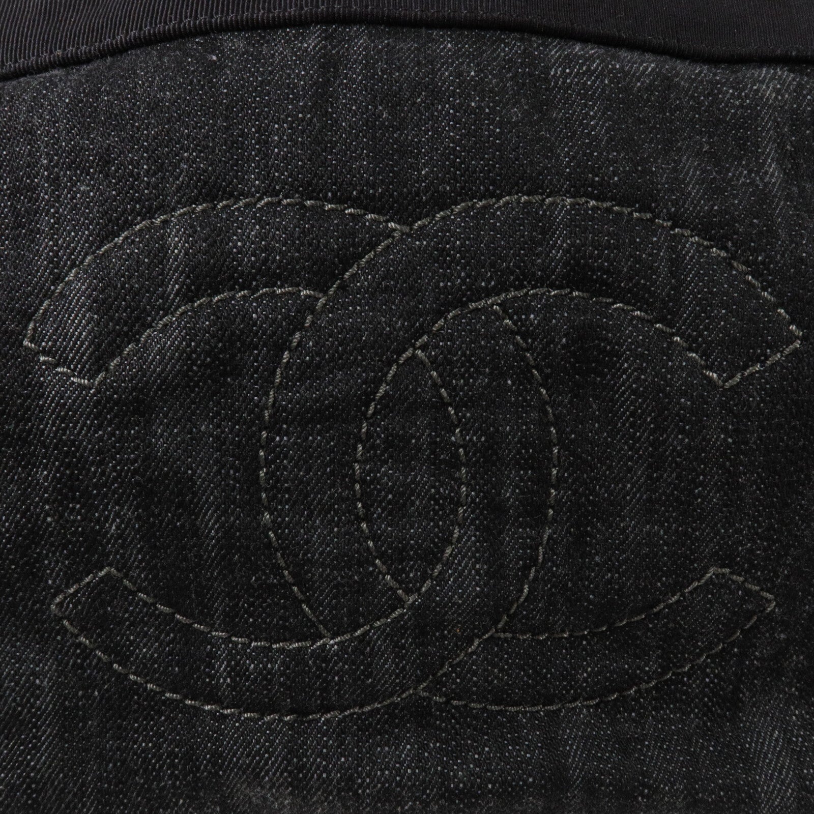 CHANEL 帆布/牛仔布Chain Shoulder鏈帶肩背袋