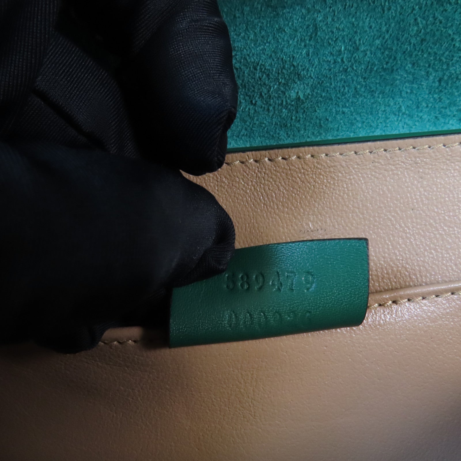 GUCCI 漆皮皮革Sylvie 1969 Bag金扣手挽肩背兩用袋