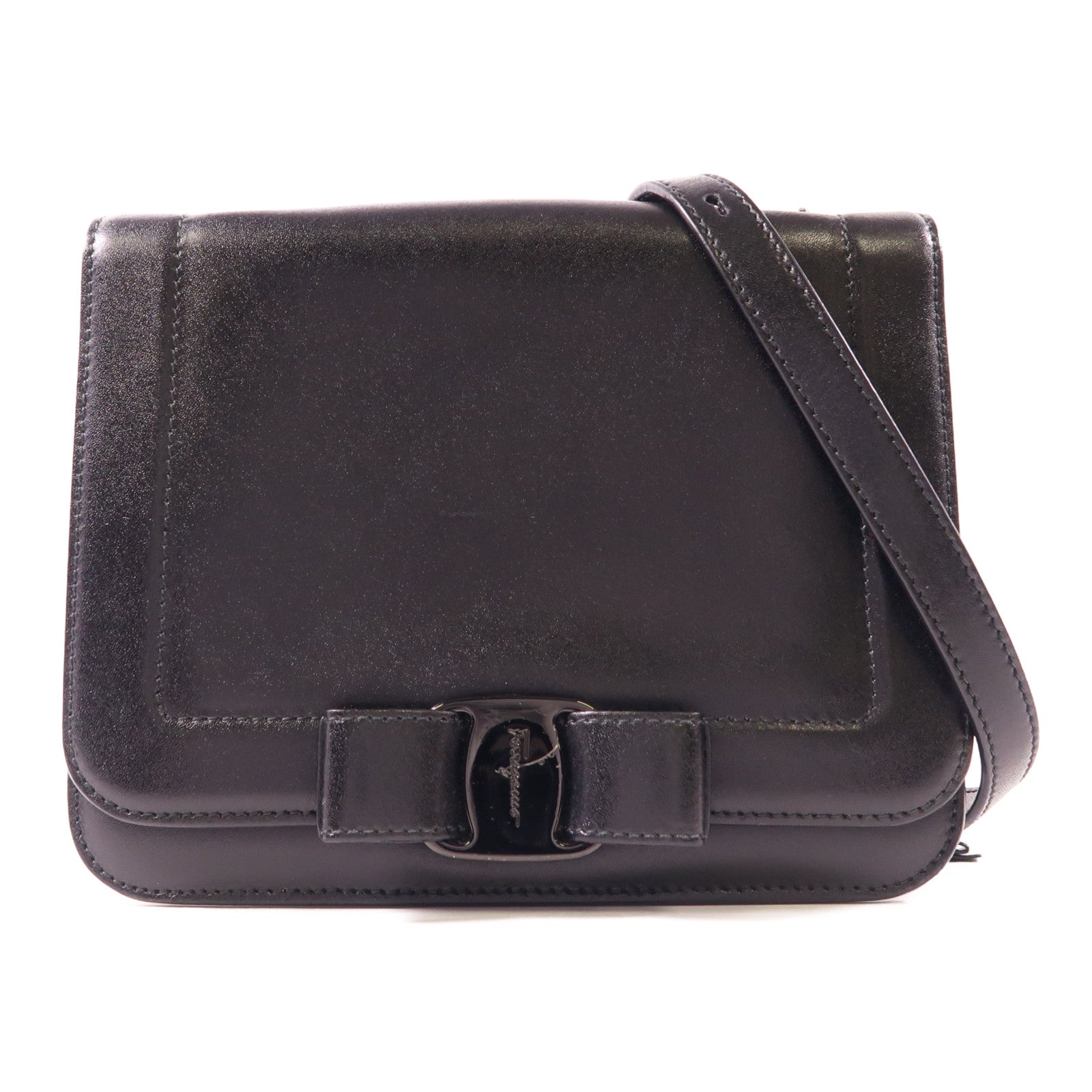 Salvatore Ferragamo 牛皮皮革Chain Shoulder鏈帶肩背袋