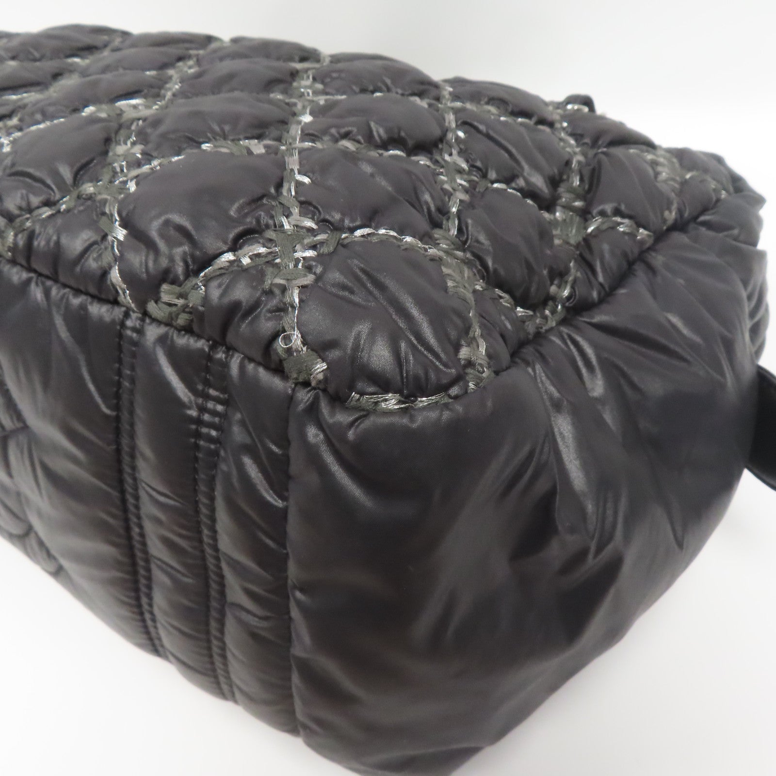 CHANEL 【激減優惠】菱格尼龍Chain Shoulder銀扣鏈帶肩背袋灰色