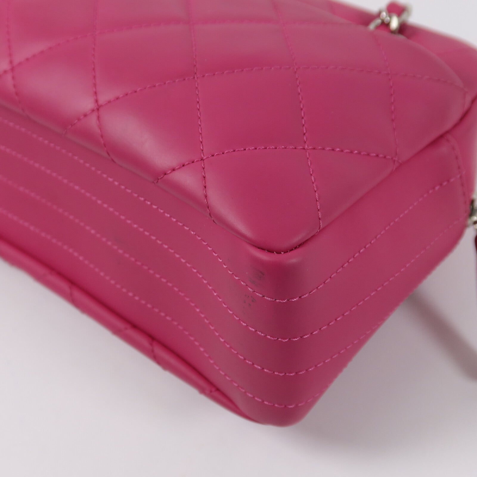 CHANEL Rubber Coco Rain Camera Bag鏈帶肩背袋