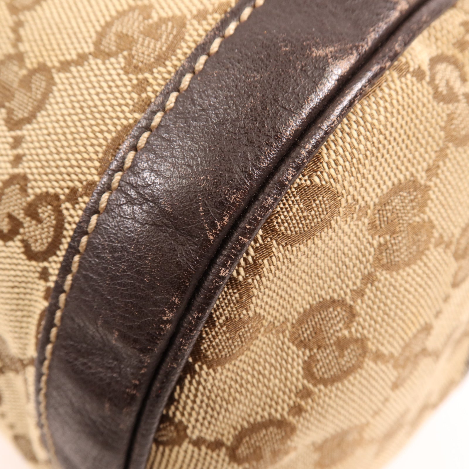 GUCCI 帆布Trophy金扣手挽袋