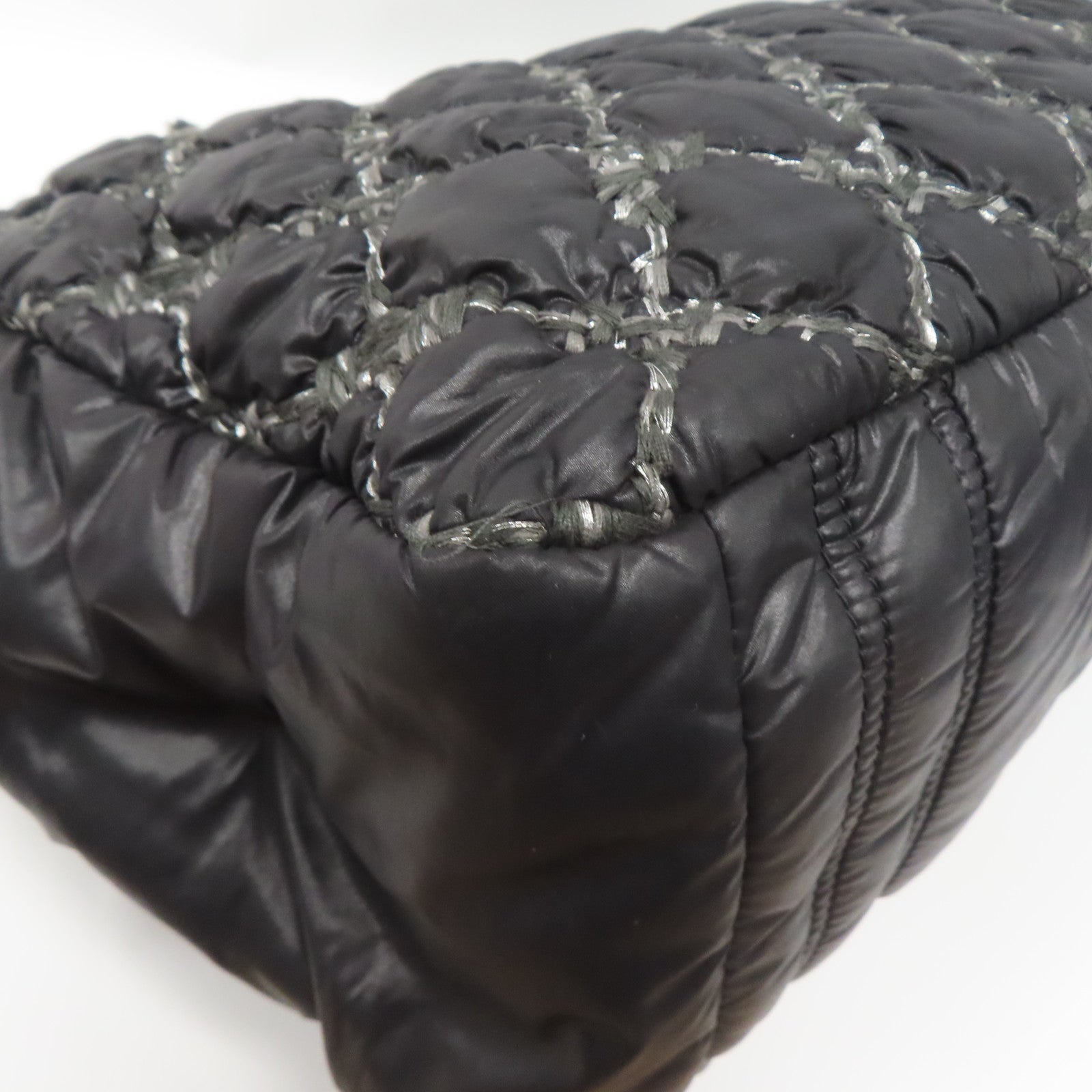 CHANEL 【激減優惠】菱格尼龍Chain Shoulder銀扣鏈帶肩背袋灰色