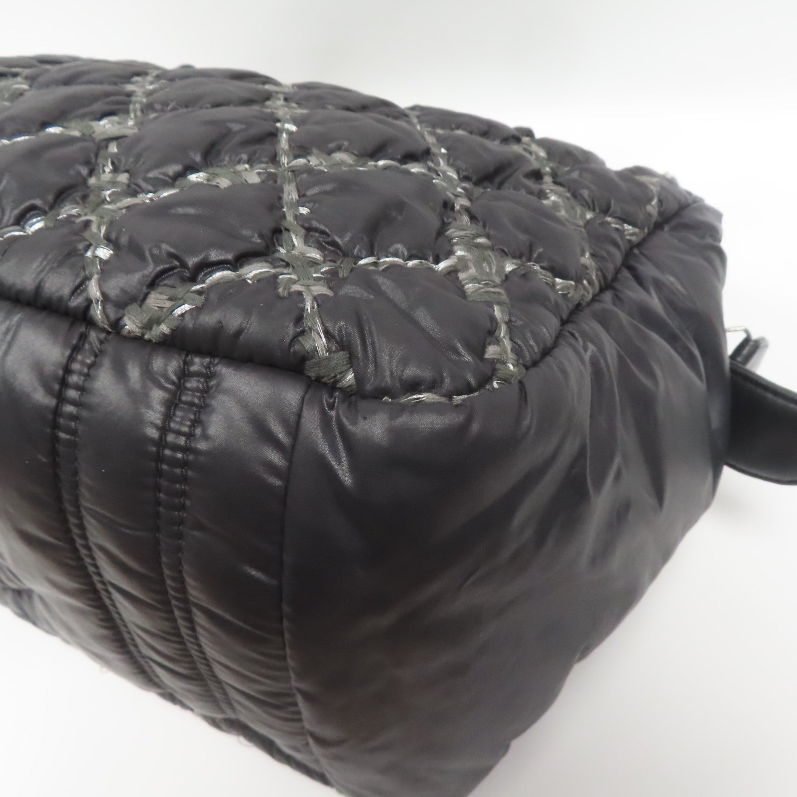 CHANEL 【激減優惠】菱格尼龍Chain Shoulder銀扣鏈帶肩背袋灰色