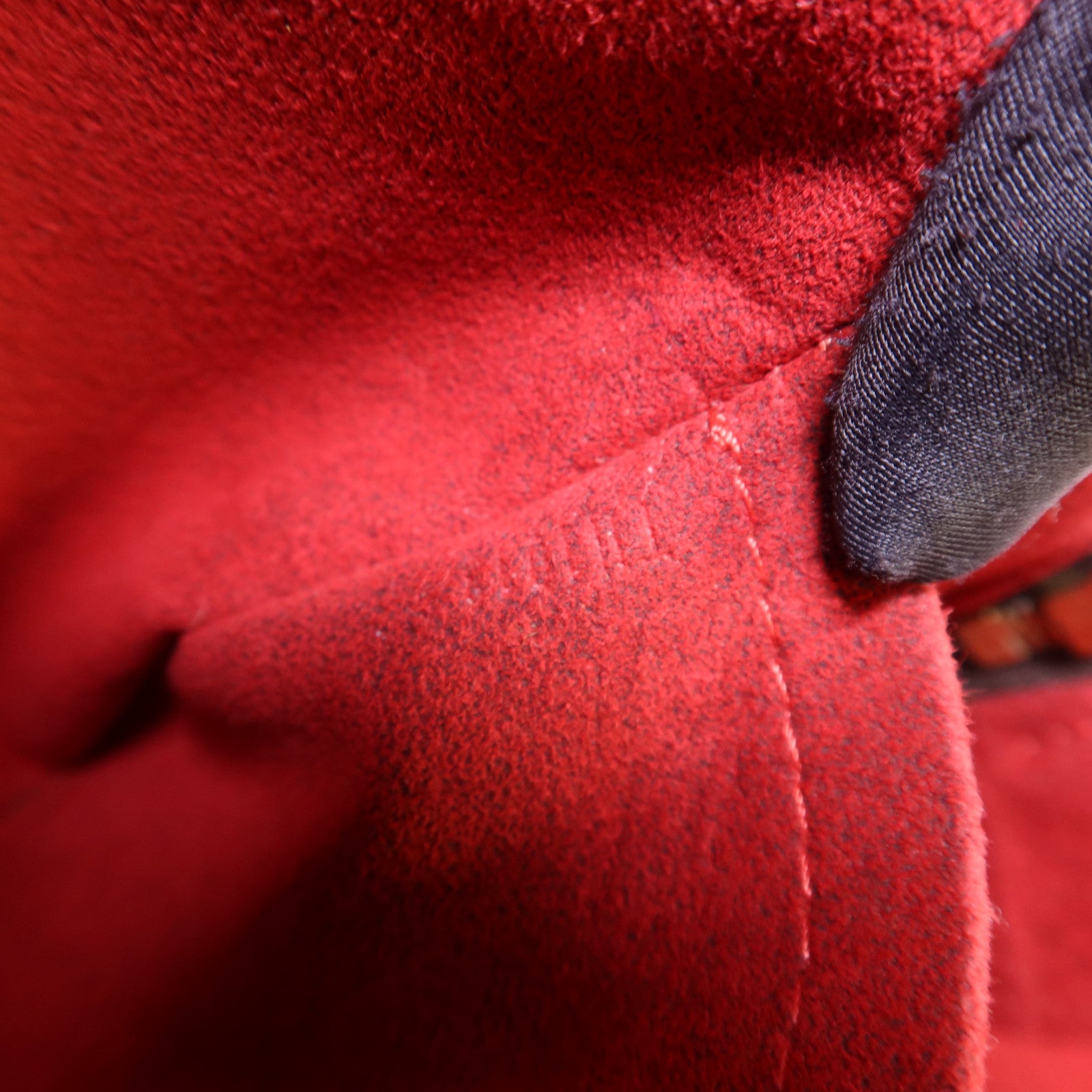 LOUIS VUITTON Monogram Excentri-cite金扣手挽袋M51161